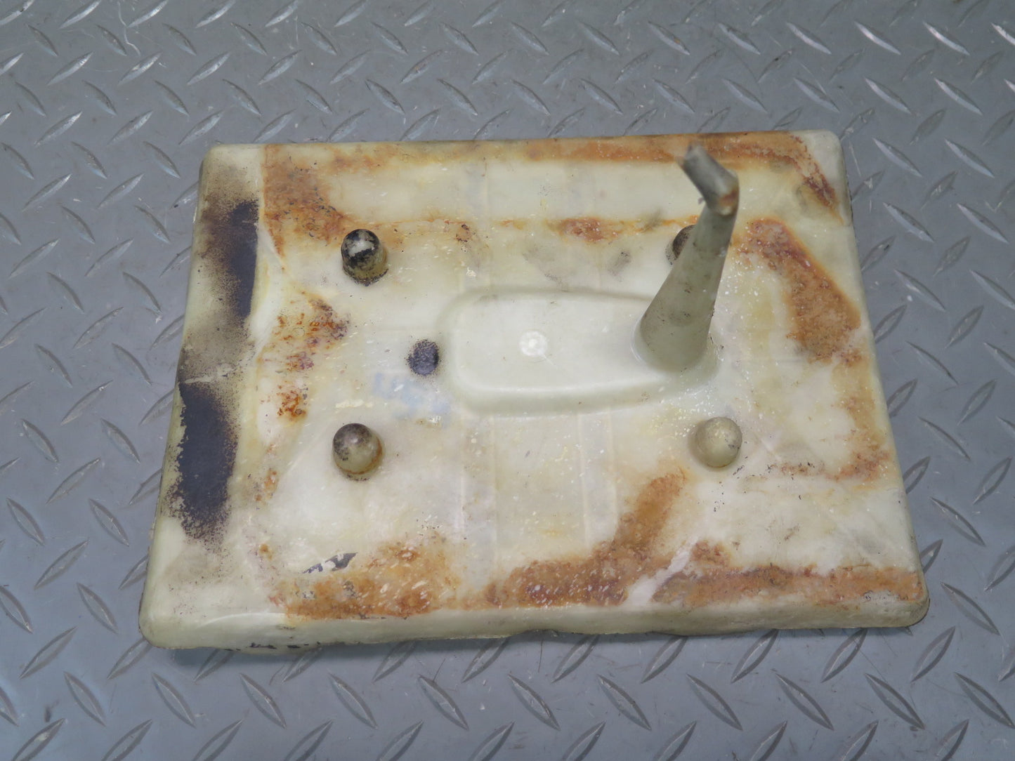 84-86 Nissan Z31 300ZX Battery Tray Support w Mounting Holders OEM