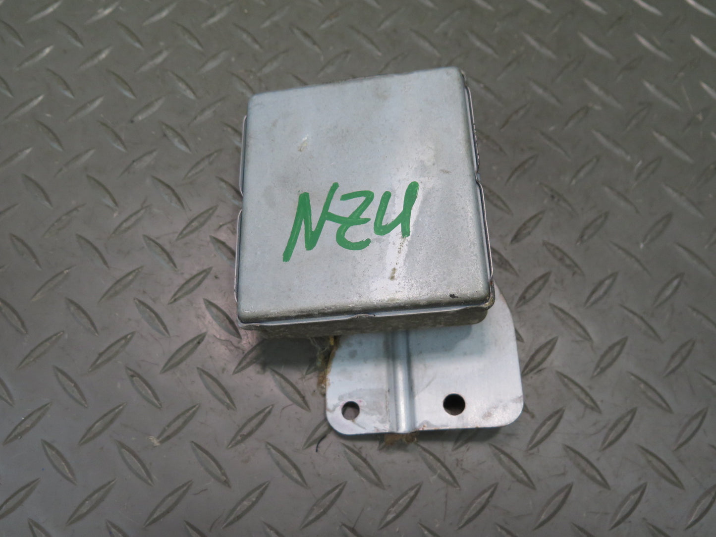 86-89 Nissan Z31 300ZX M/T NON Turbo Cruise Control Module 18930-17P00 OEM