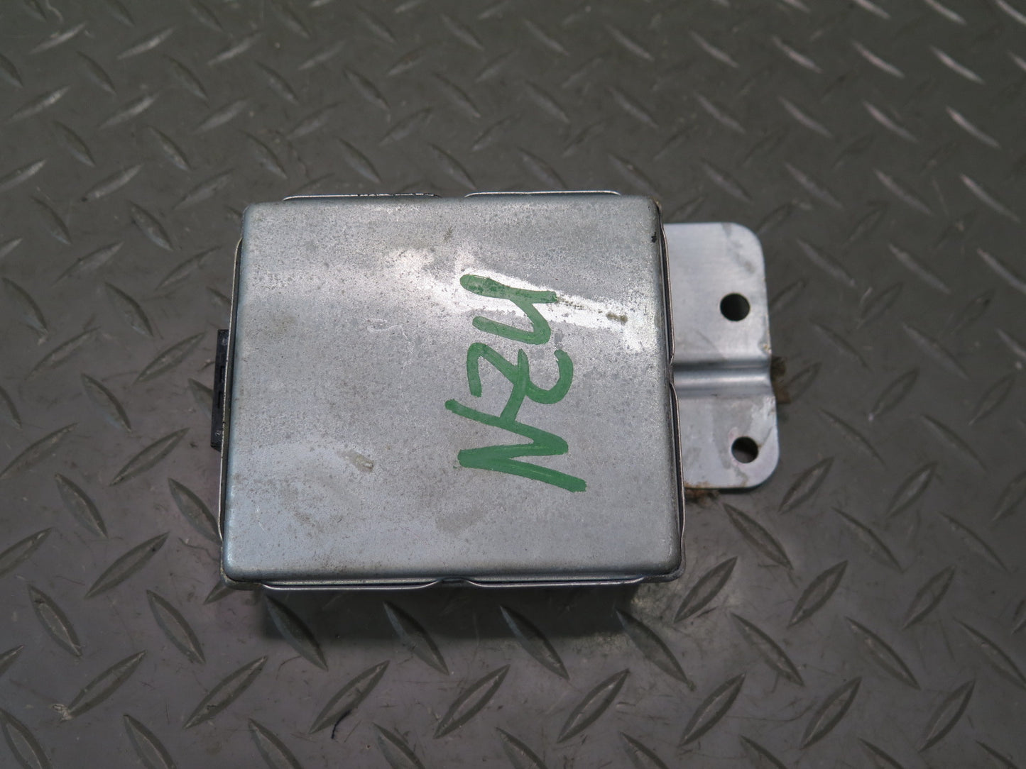 86-89 Nissan Z31 300ZX M/T NON Turbo Cruise Control Module 18930-17P00 OEM