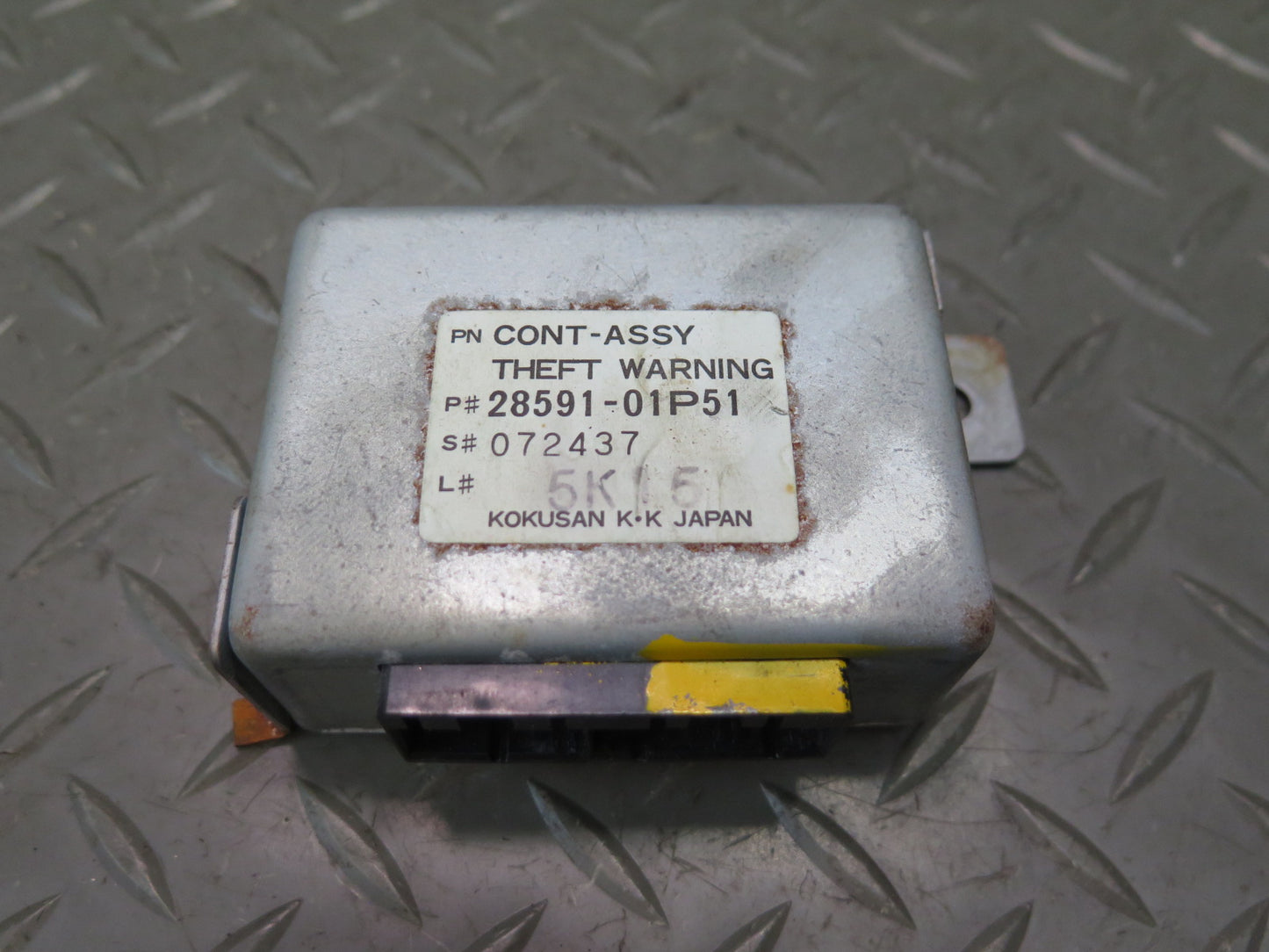 84-86 Nissan Z31 300ZX Theft Warning Control Module 28591-01P51 OEM