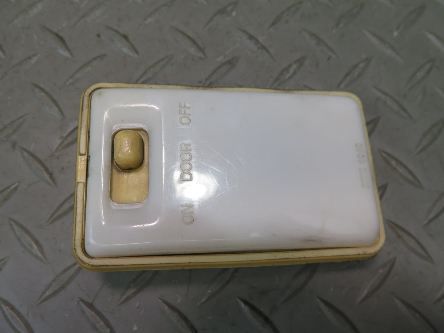 84-86 Nissan Z31 300ZX Interior Dome Light Lamp OEM
