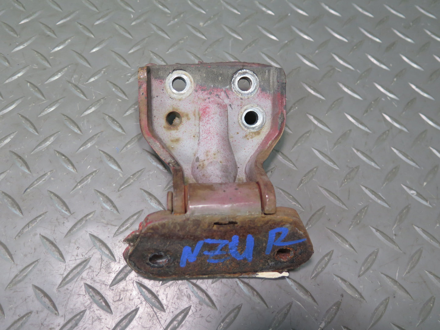 84-86 Nissan 300ZX Z31 Set of 4 Left & Right Upper & Lower Door Hinge RED OEM