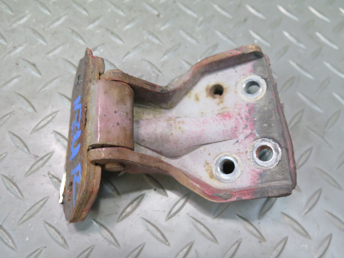 84-86 Nissan 300ZX Z31 Set of 4 Left & Right Upper & Lower Door Hinge RED OEM