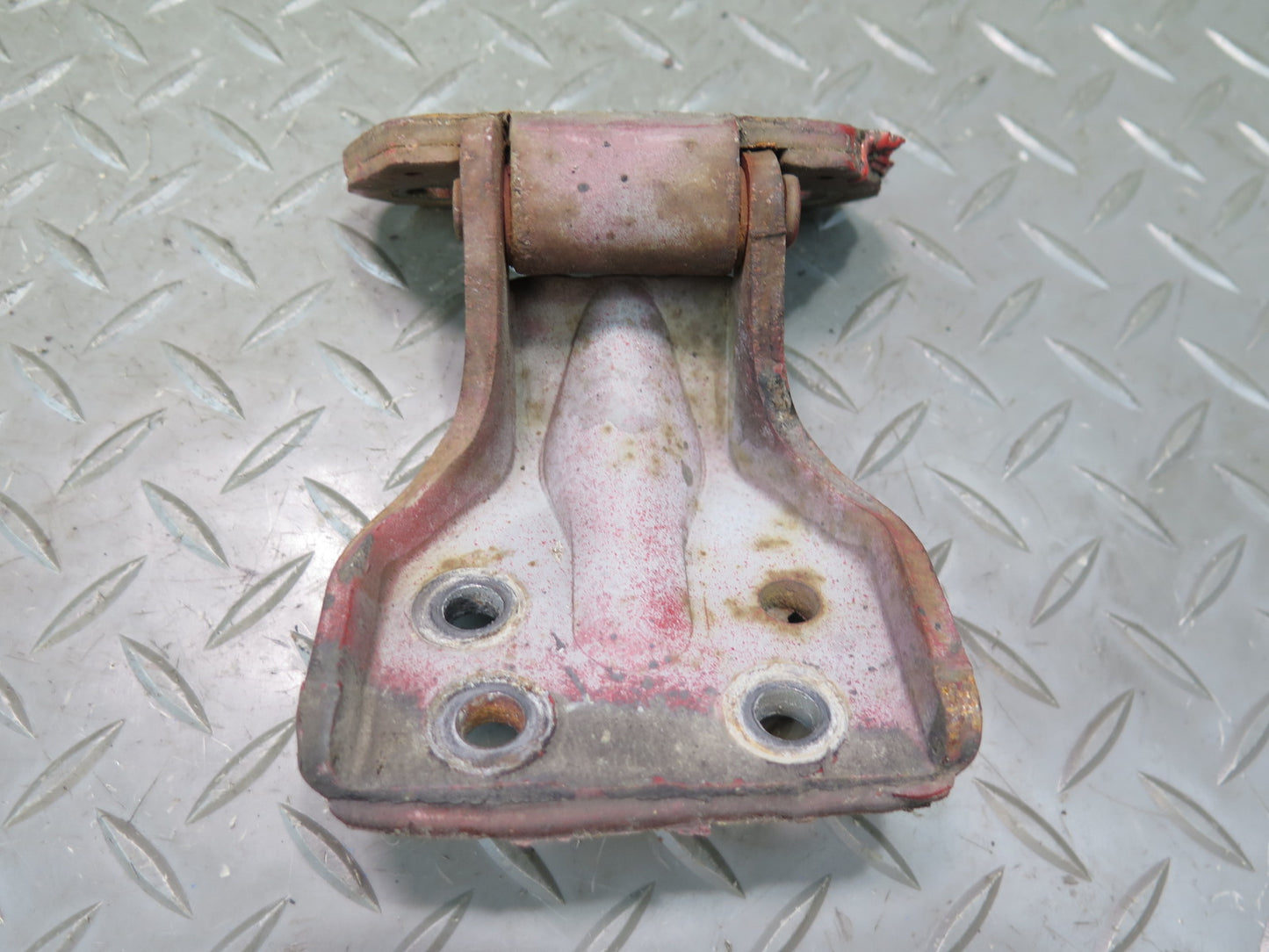 84-86 Nissan 300ZX Z31 Set of 4 Left & Right Upper & Lower Door Hinge RED OEM
