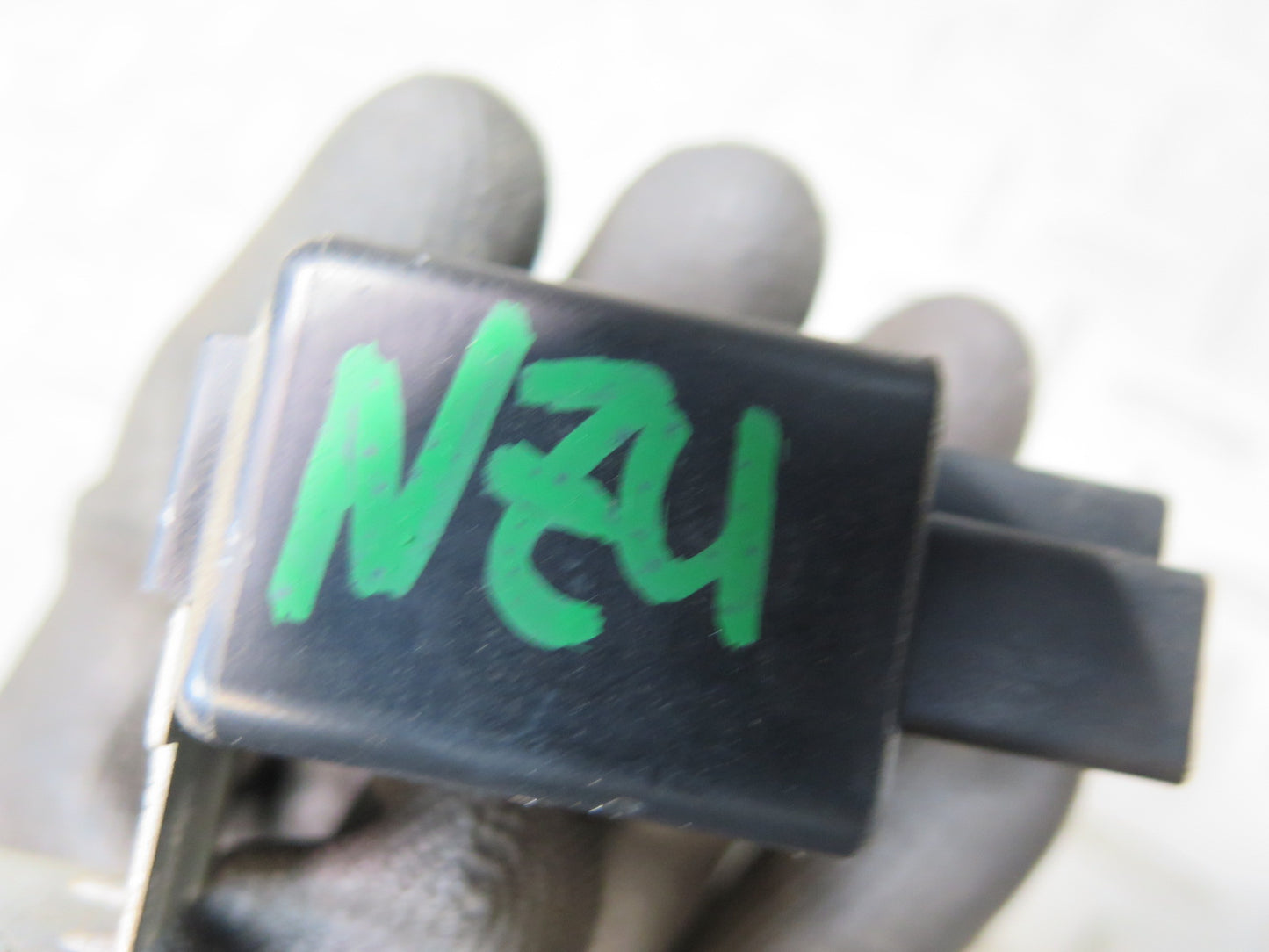 84-89 Nissan 300ZX Z31 Turn Signal Flasher Relay OEM