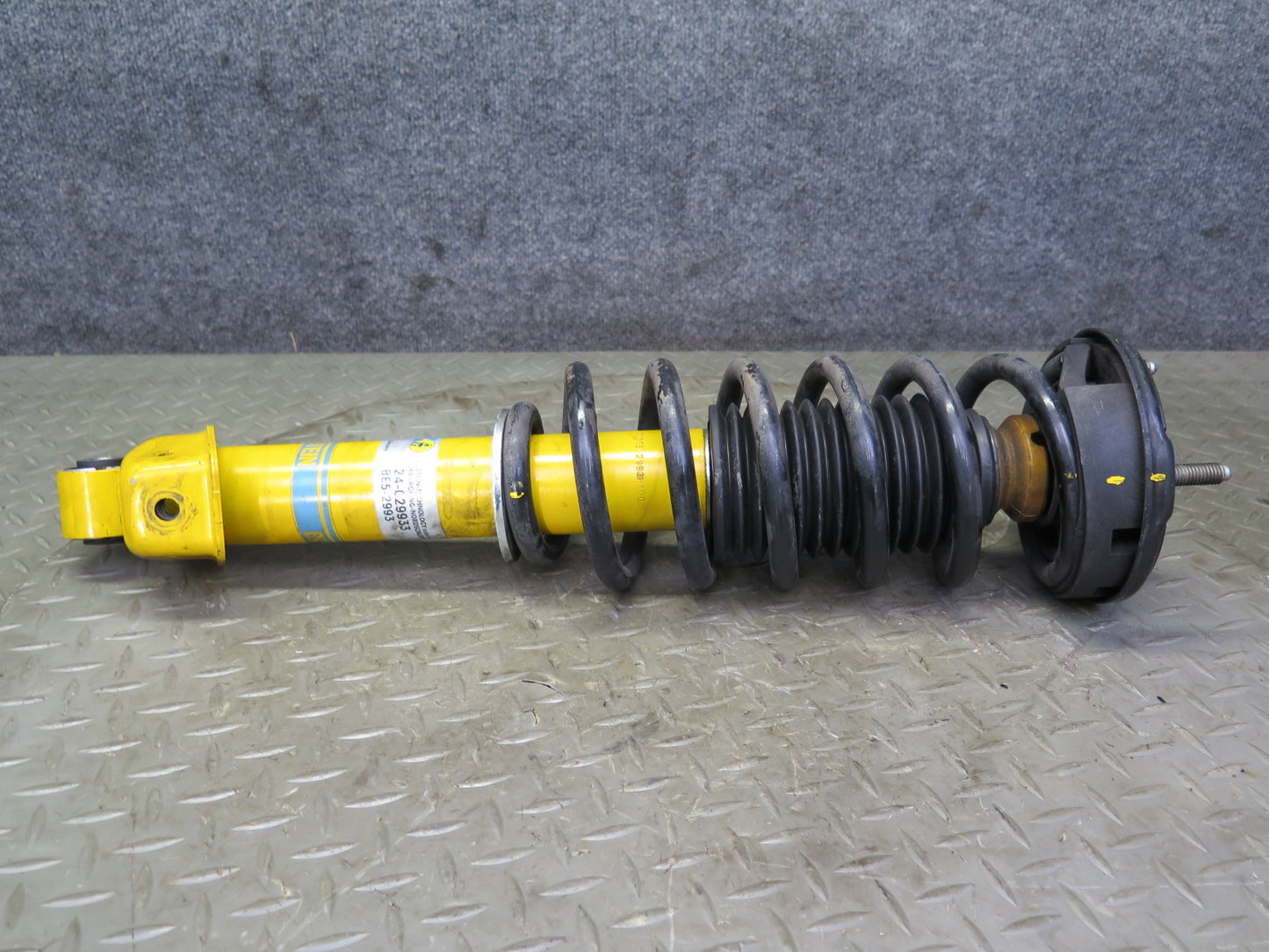 1999-2001 Porsche 911 996 Conv RWD Rear Bilstein Strut Shock Absorber Set of 2