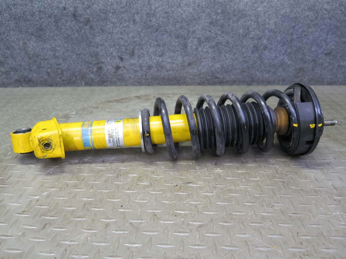 1999-2001 Porsche 911 996 Conv RWD Rear Bilstein Strut Shock Absorber Set of 2