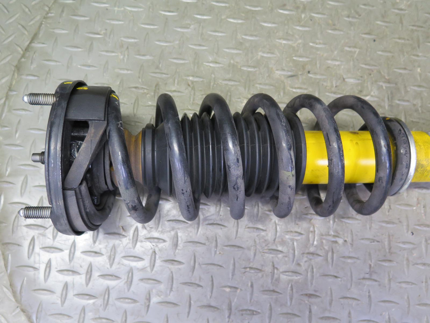 1999-2001 Porsche 911 996 Conv RWD Rear Bilstein Strut Shock Absorber Set of 2