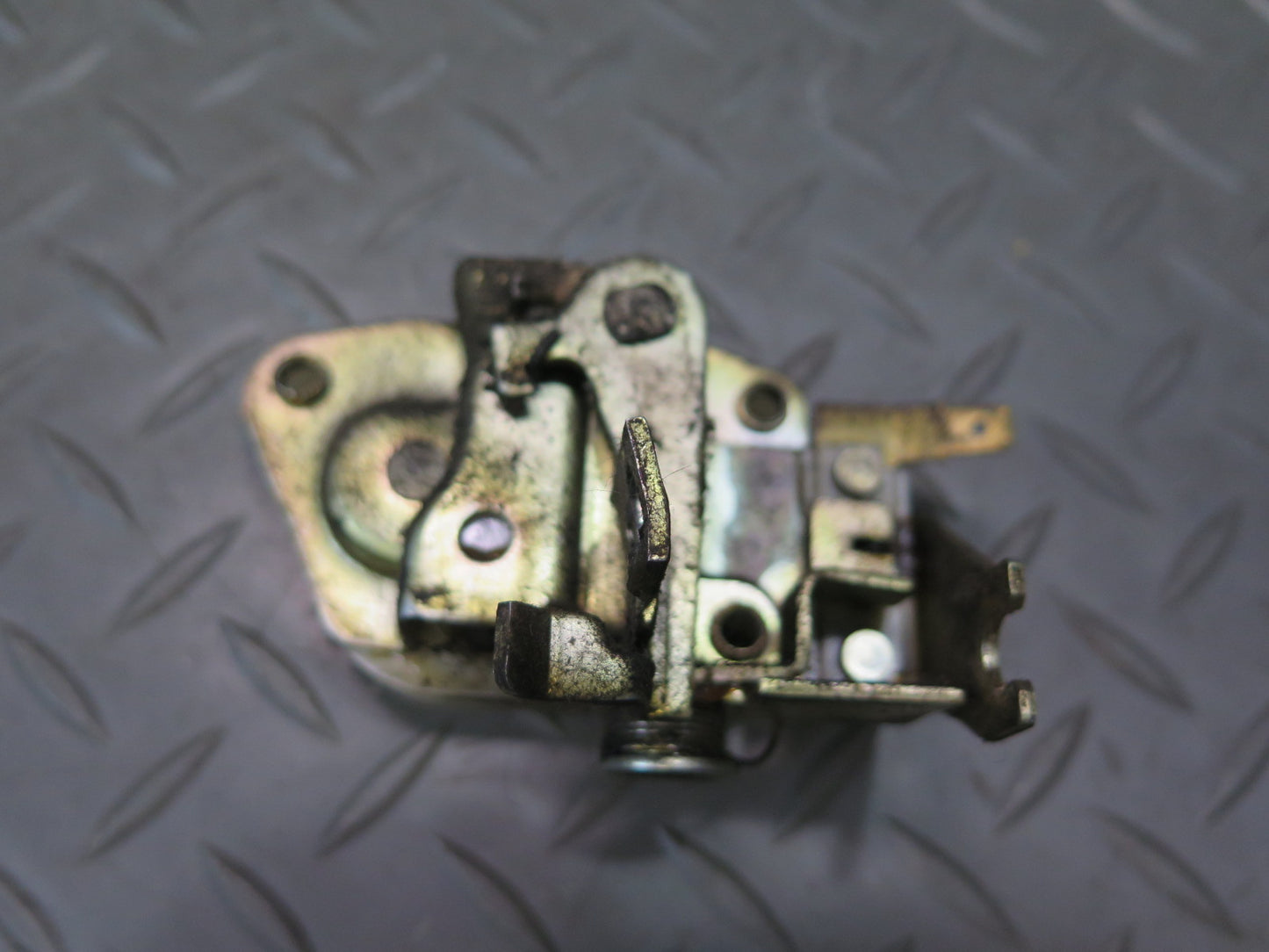 84-86 Nissan Z31 300ZX 2+0 Rear Trunk Lock Latch Actuator OEM