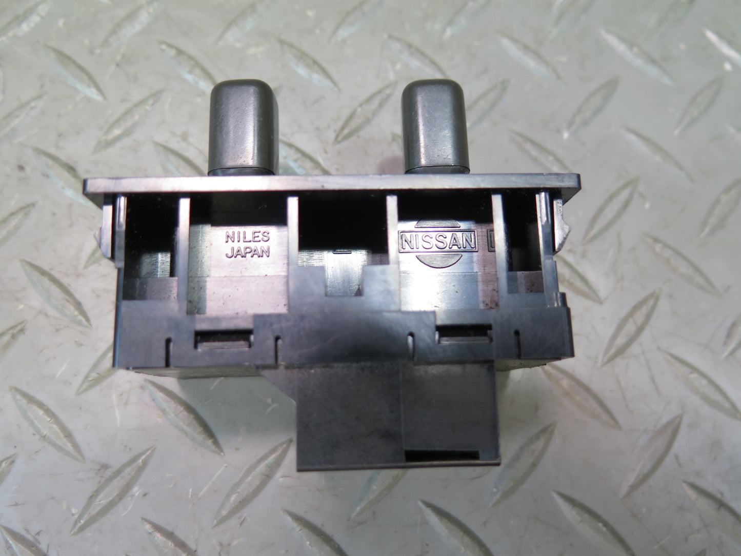 84-86 Nissan Z31 300ZX 2+0 Side View Mirror Switch OEM