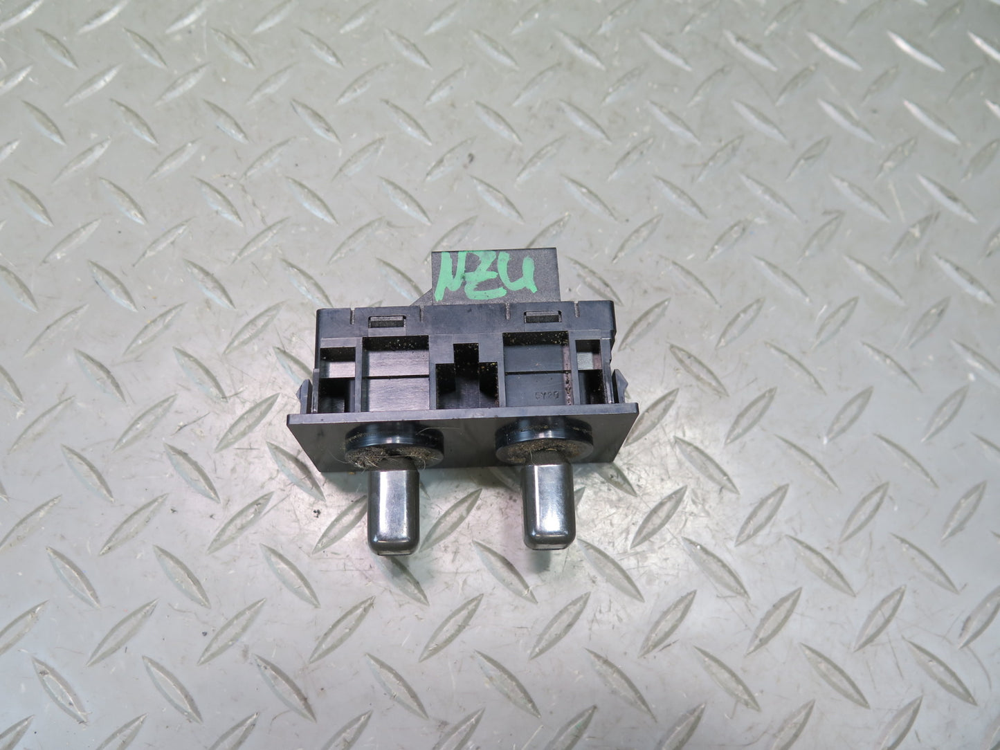 84-86 Nissan Z31 300ZX 2+0 Side View Mirror Switch OEM