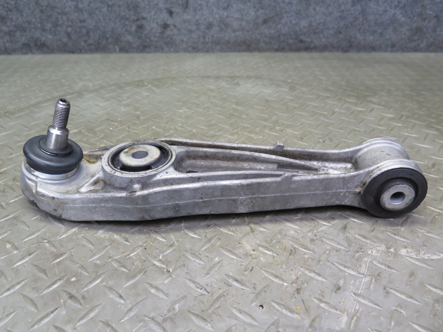 99-05 Porsche 911 996 Front Left Meyle  Suspension Lower Control Arm Set of 2