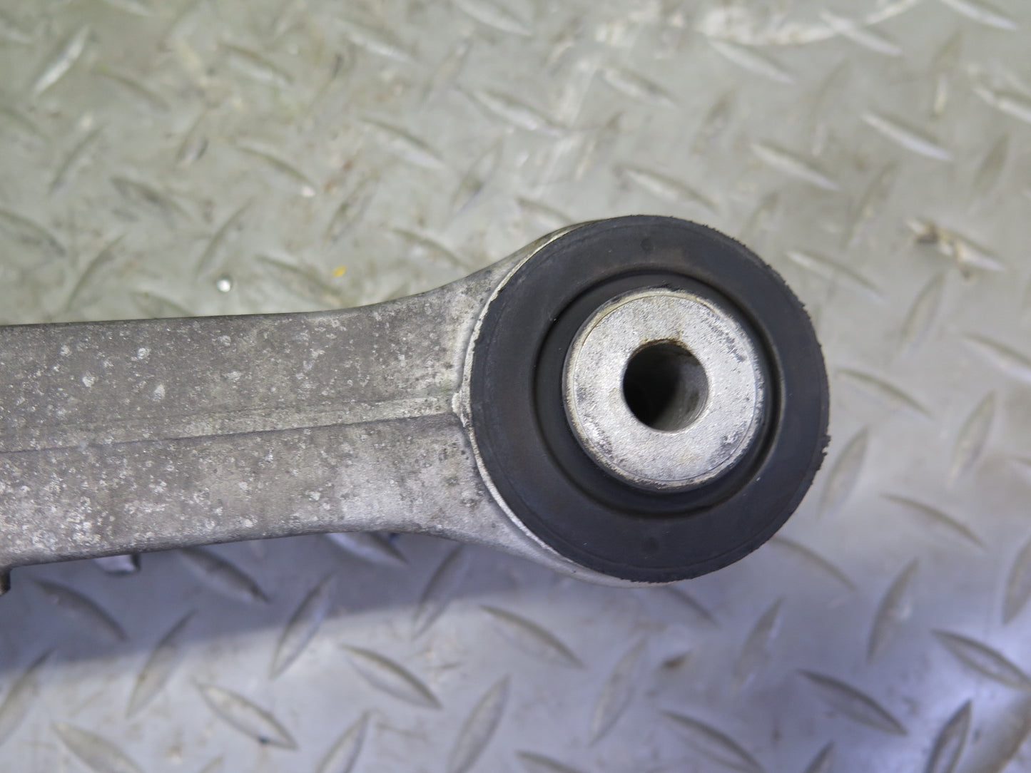 99-05 Porsche 911 996 Front Left Meyle  Suspension Lower Control Arm Set of 2