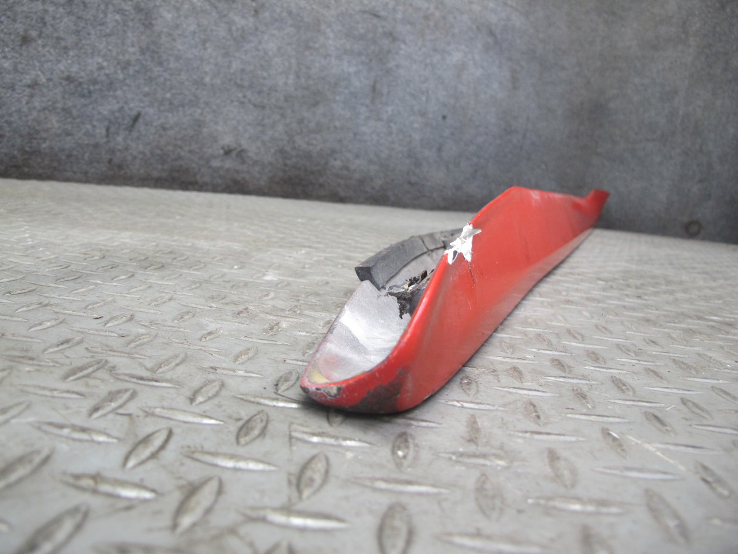84-86 Nissan Z31 300ZX 2+0 Left Side Skirt Rocker Panel Molding HOT RED OEM