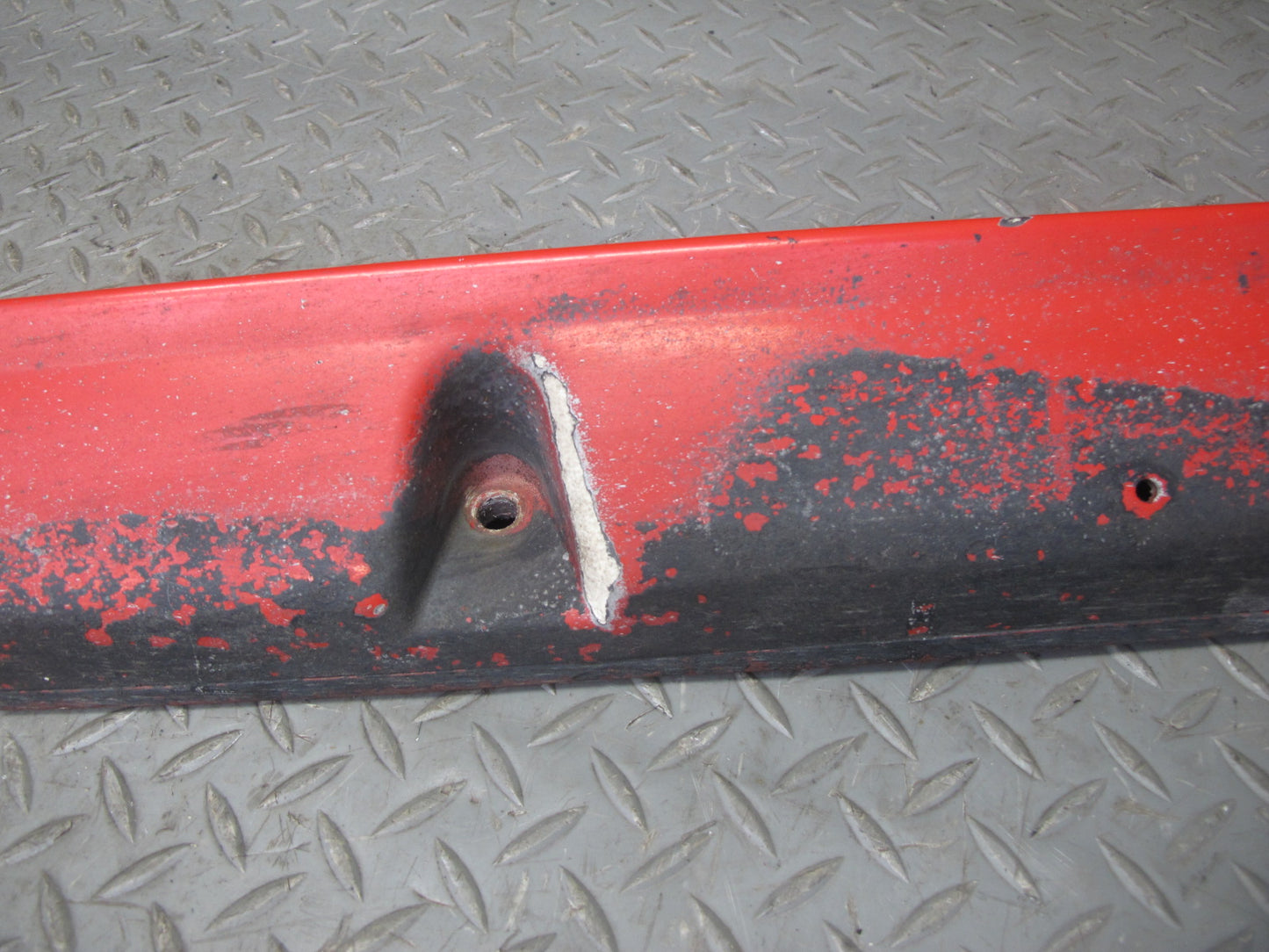 84-86 Nissan Z31 300ZX 2+0 Left Side Skirt Rocker Panel Molding HOT RED OEM
