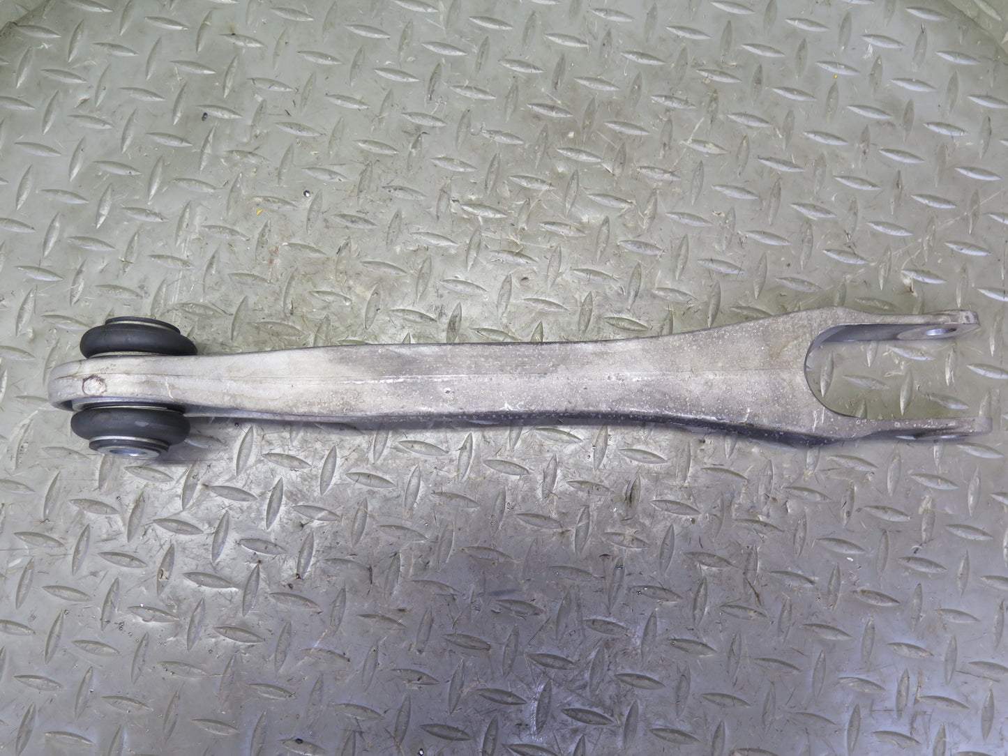 99-05 Porsche 911 996 Front Left Meyle  Suspension Lower Control Arm Set of 2