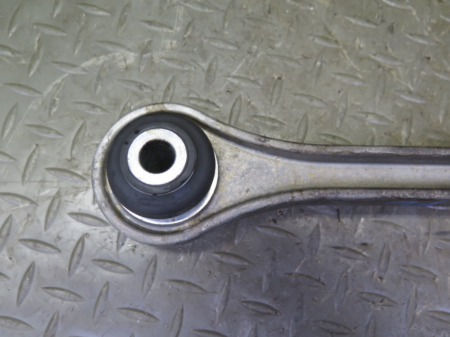 99-05 Porsche 911 996 Front Left Meyle  Suspension Lower Control Arm Set of 2