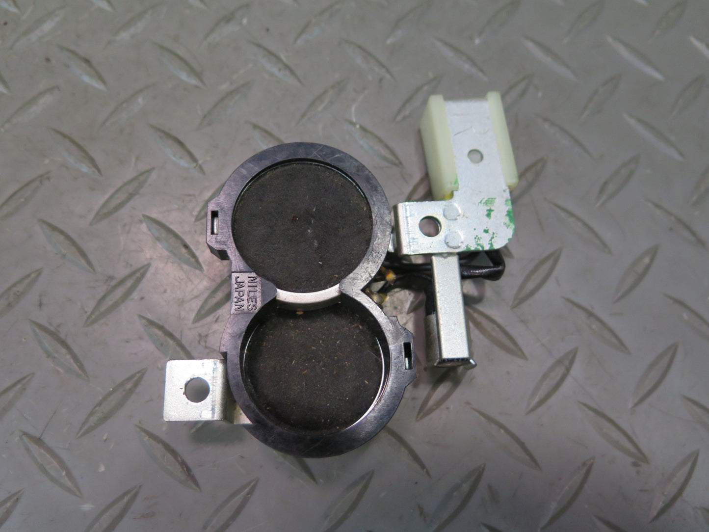 84-86 Nissan Z31 300ZX 2+0 Front Right & Left Side Tweeter Audio Speaker Set OEM