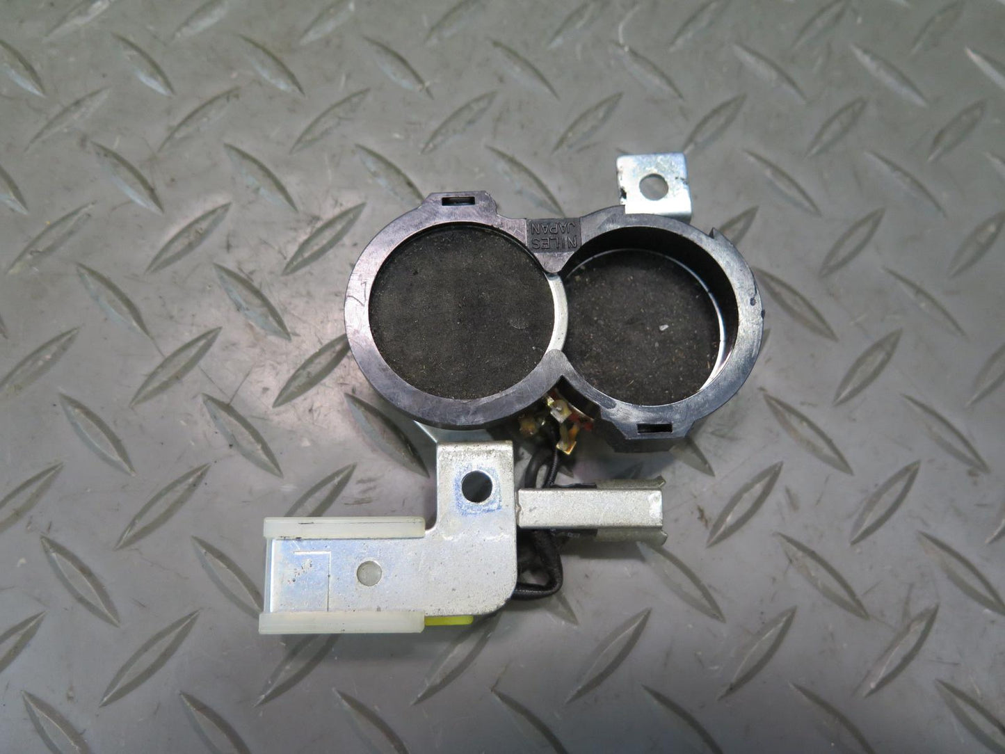 84-86 Nissan Z31 300ZX 2+0 Front Right & Left Side Tweeter Audio Speaker Set OEM