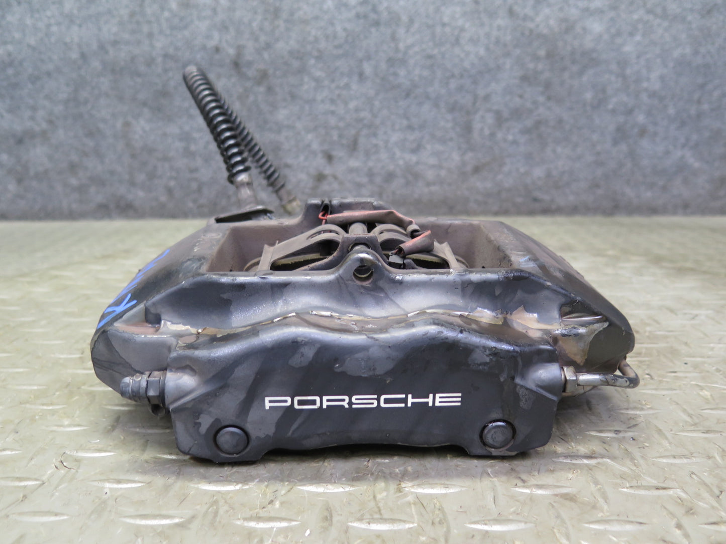 1999 Porsche 911 Carrera 996 RWD Front Left & Right Brembo Brake Caliper Set