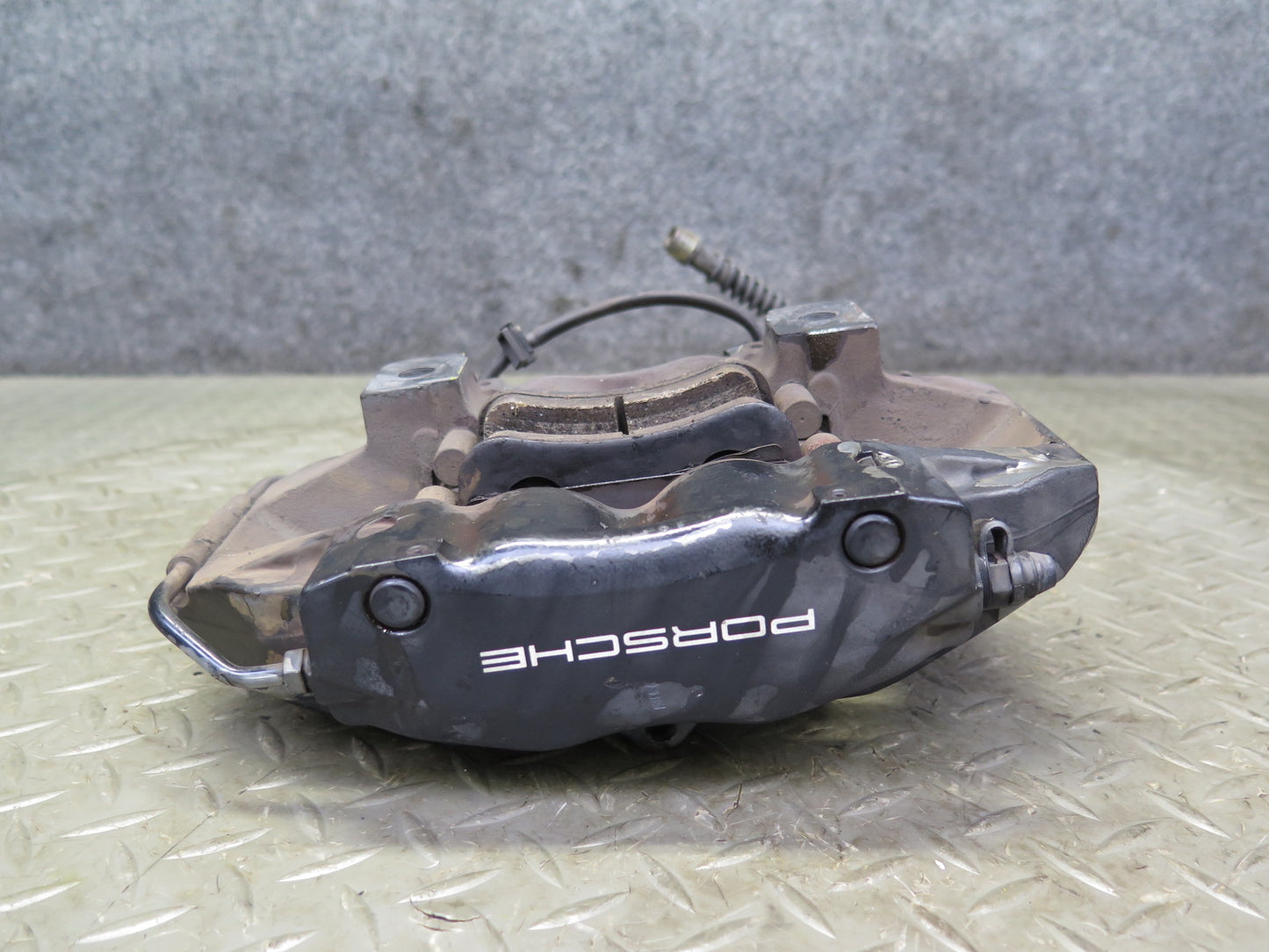 1999 Porsche 911 Carrera 996 RWD Front Left & Right Brembo Brake Caliper Set