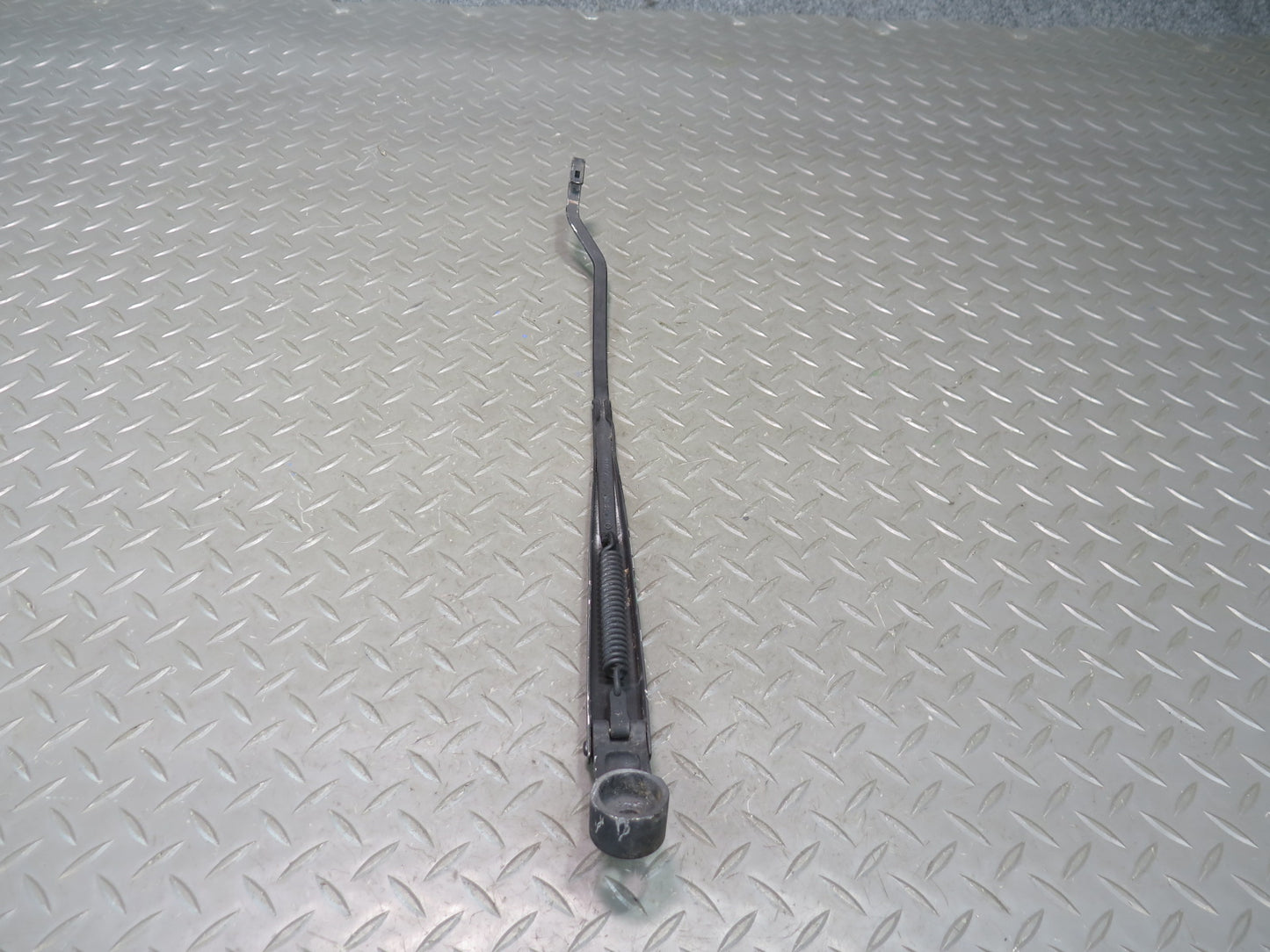 84-89 Nissan Z31 300ZX Front Windshield Left & Right Wiper Arm Set of 2 OEM