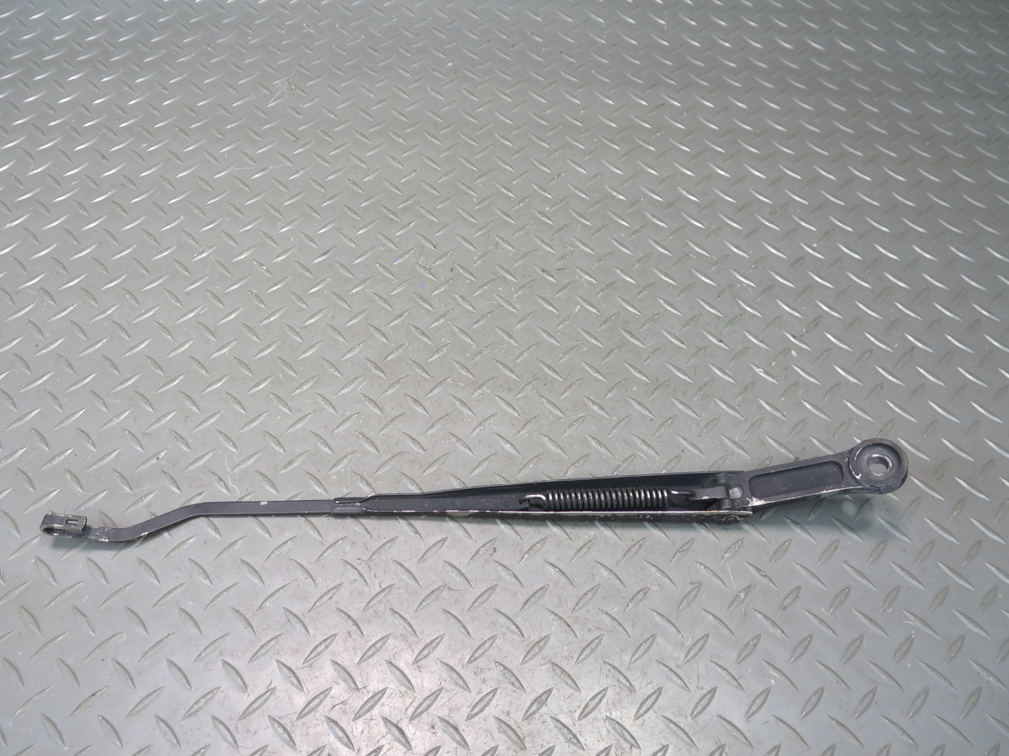 84-89 Nissan Z31 300ZX Front Windshield Left & Right Wiper Arm Set of 2 OEM