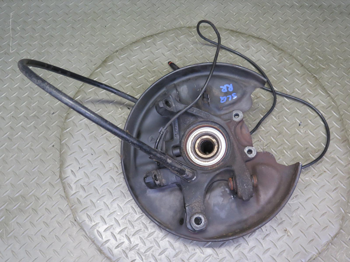 96-02 Mercedes R129 Sl-class Rear Right Spindle Knuckle Wheel Hub Bearing OEM