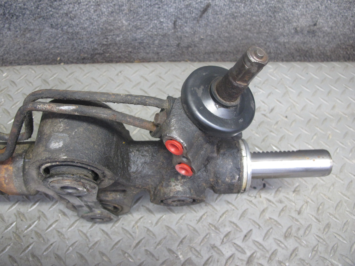 2007-2014 Cadillac Escalade 6.2L Power Steering Rack & Pinion