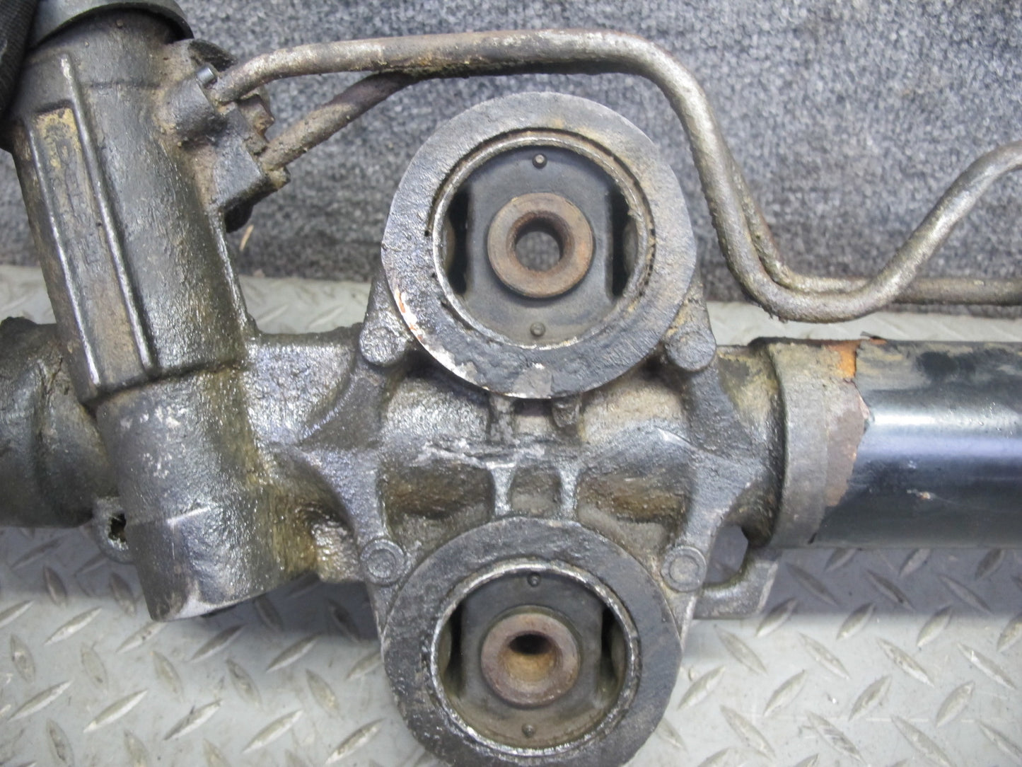2007-2014 Cadillac Escalade 6.2L Power Steering Rack & Pinion