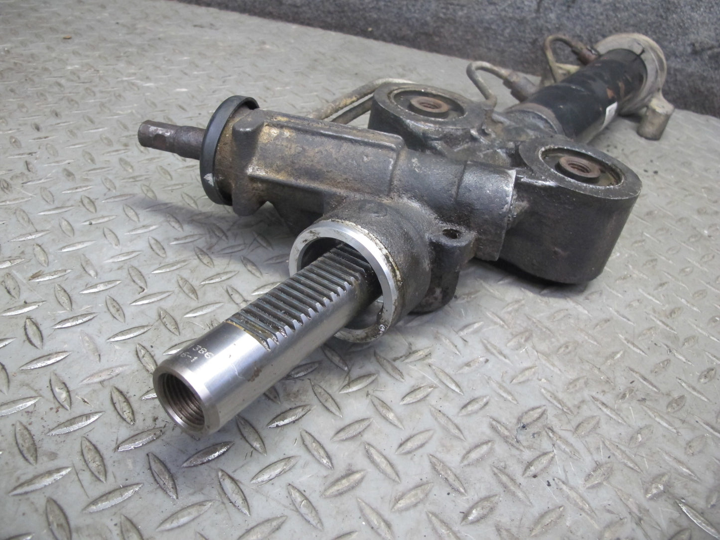 2007-2014 Cadillac Escalade 6.2L Power Steering Rack & Pinion