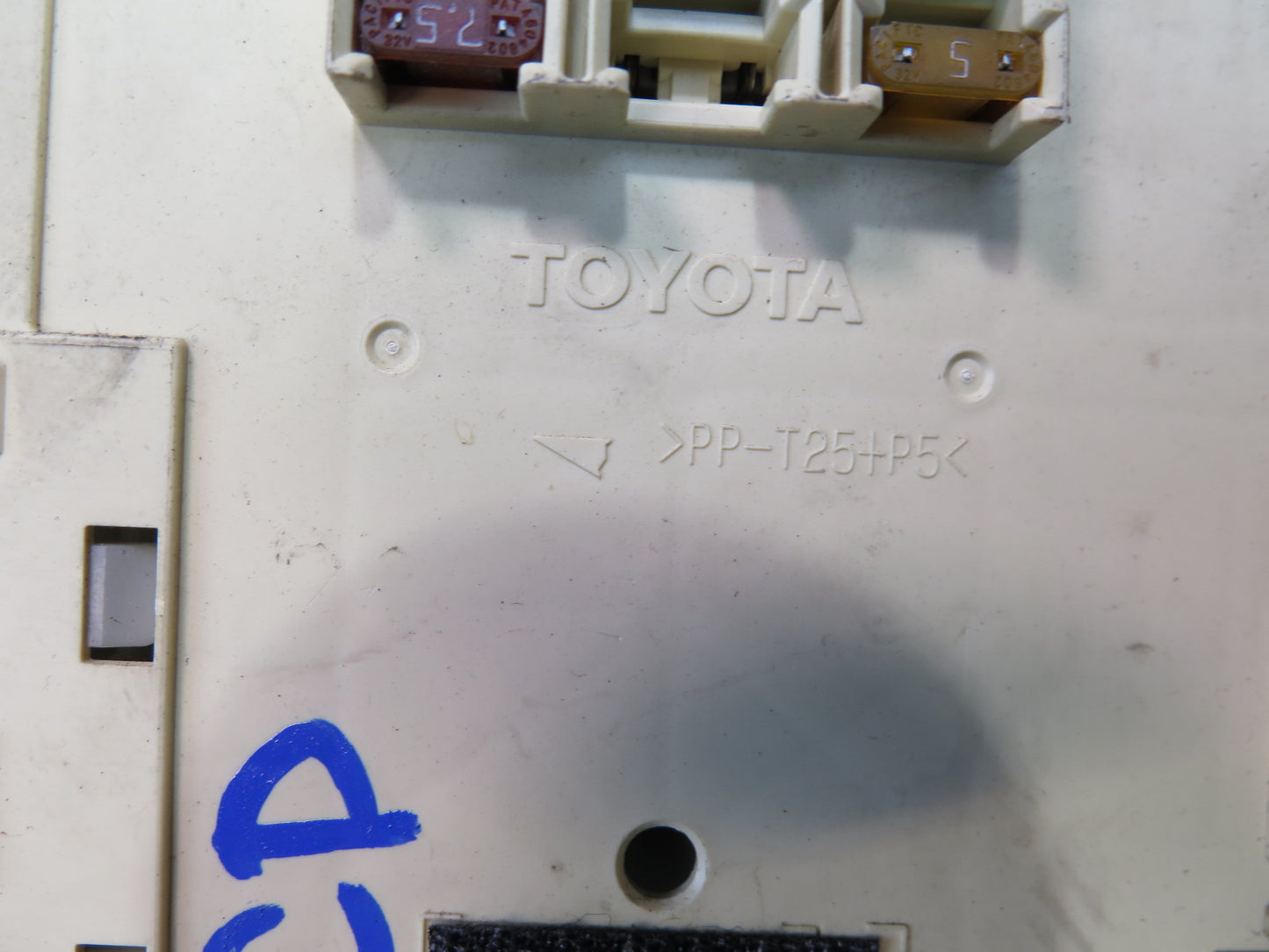 02-05 Lexus Z40 SC430 Front Right Dashboard Fuse Box Module OEM