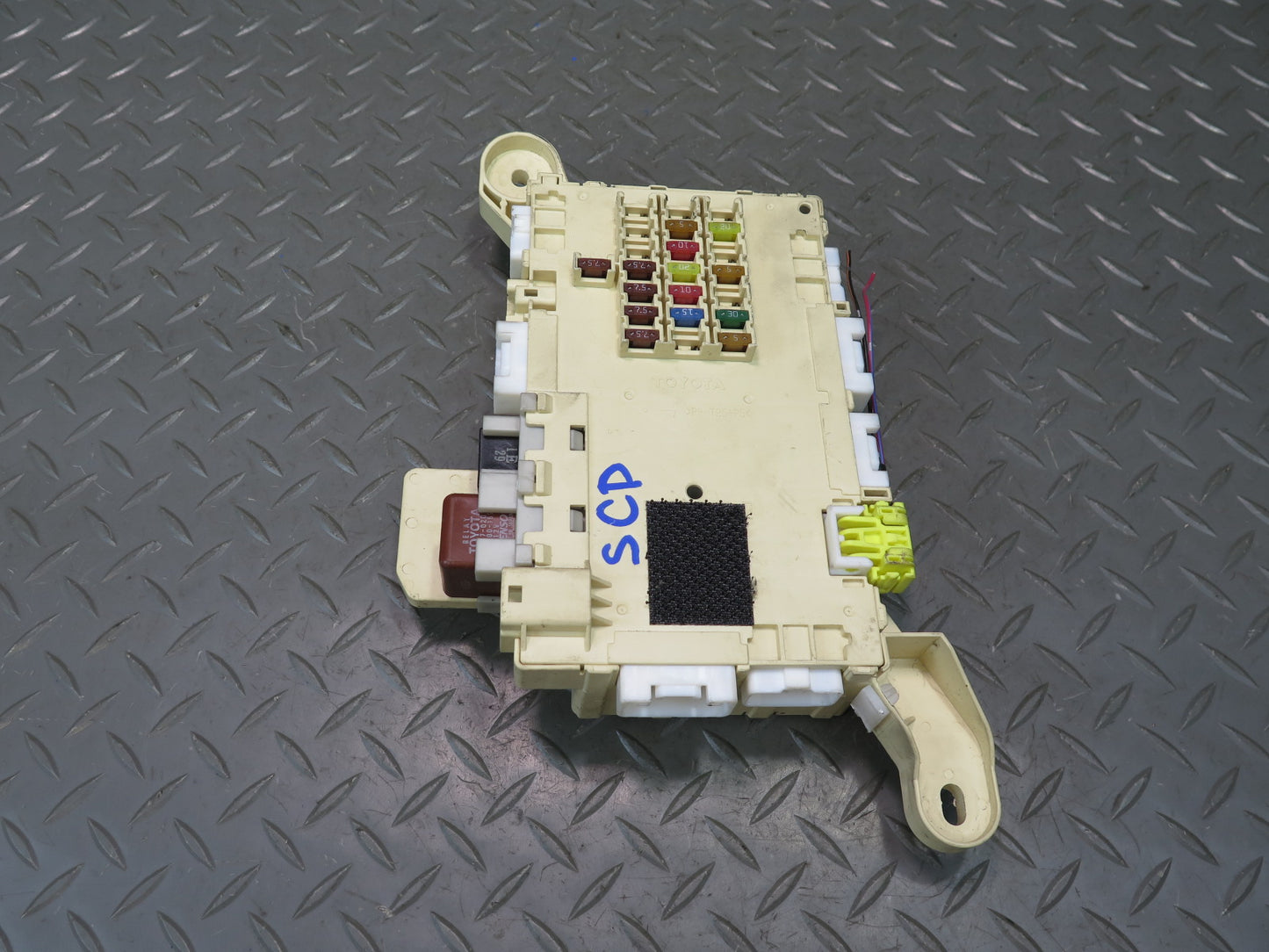 02-05 Lexus Z40 SC430 Front Right Dashboard Fuse Box Module OEM