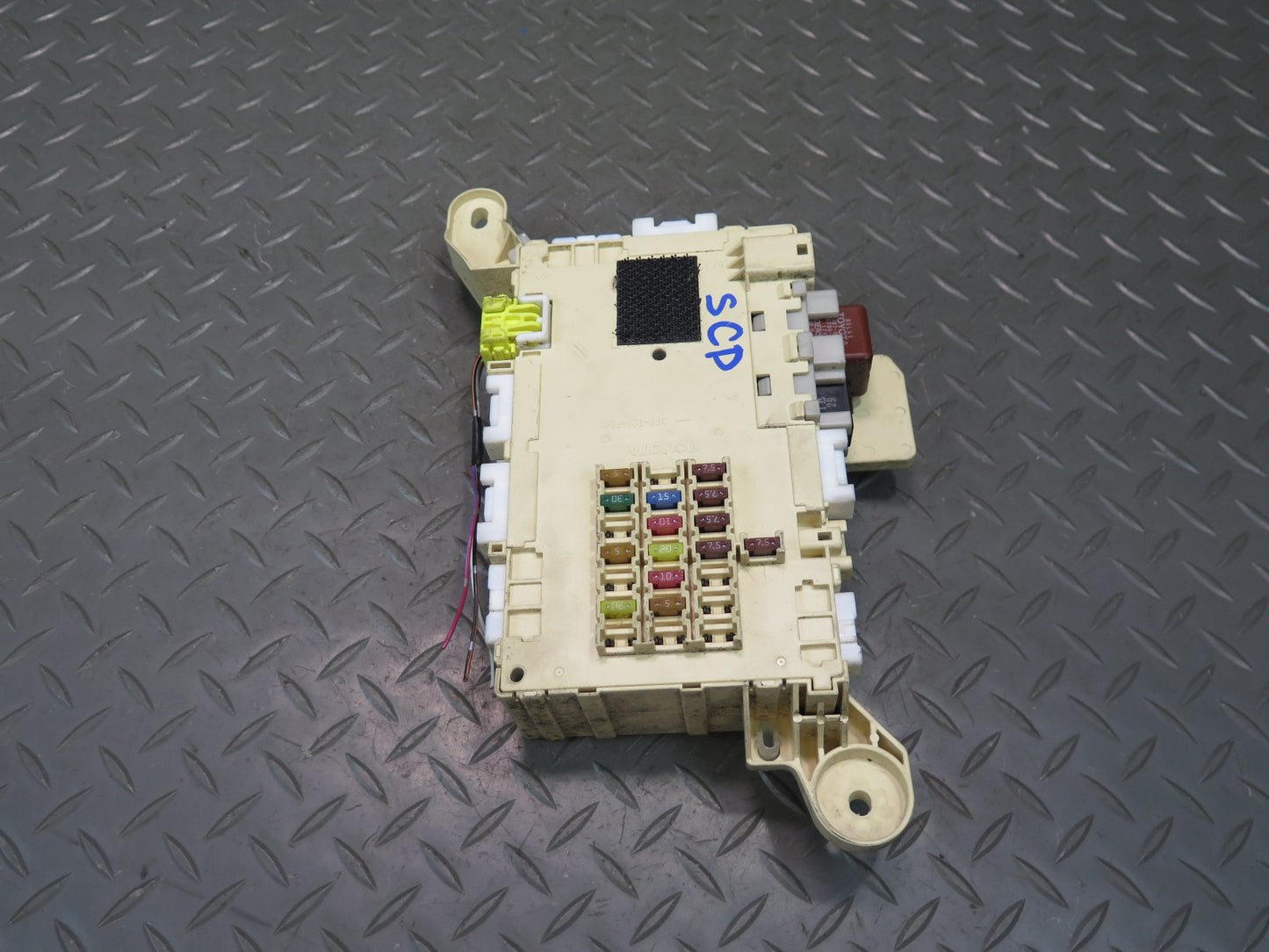 02-05 Lexus Z40 SC430 Front Right Dashboard Fuse Box Module OEM