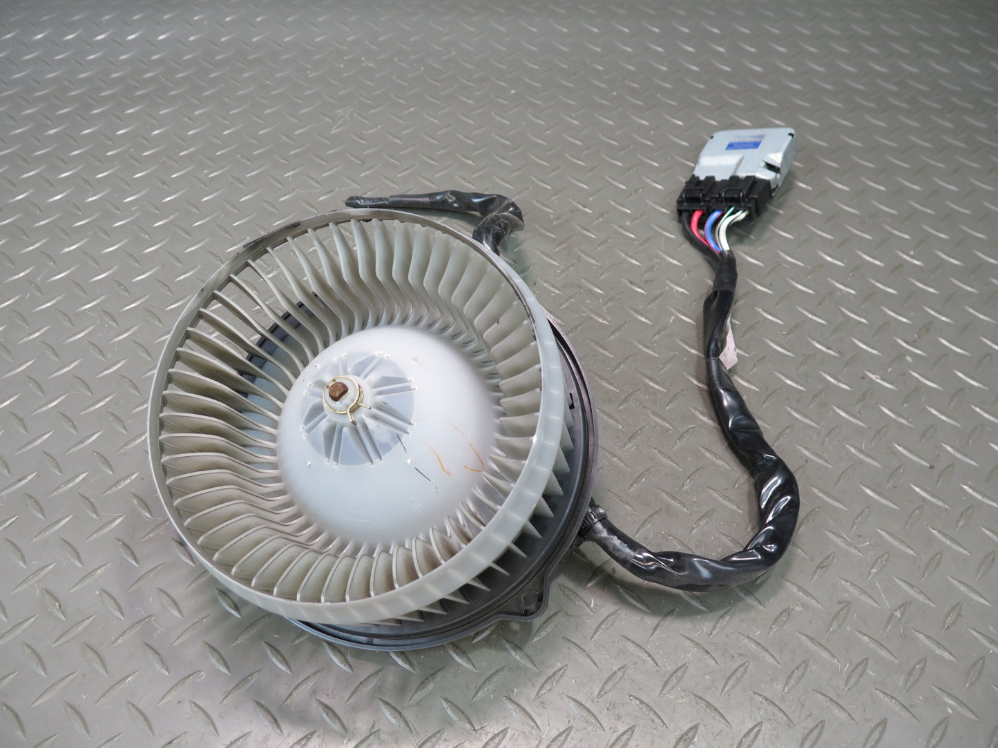 02-10 Lexus Z40 SC430 Hvac A/C Heater Blower Motor Fan w Control Module OEM