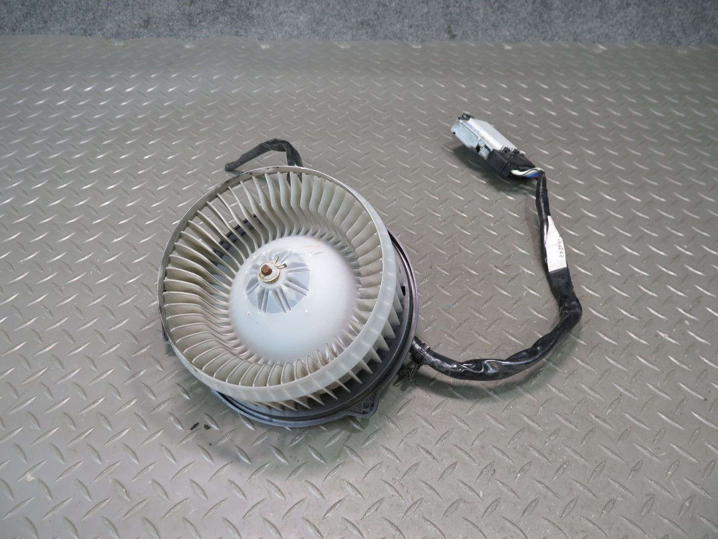 02-10 Lexus Z40 SC430 Hvac A/C Heater Blower Motor Fan w Control Module OEM