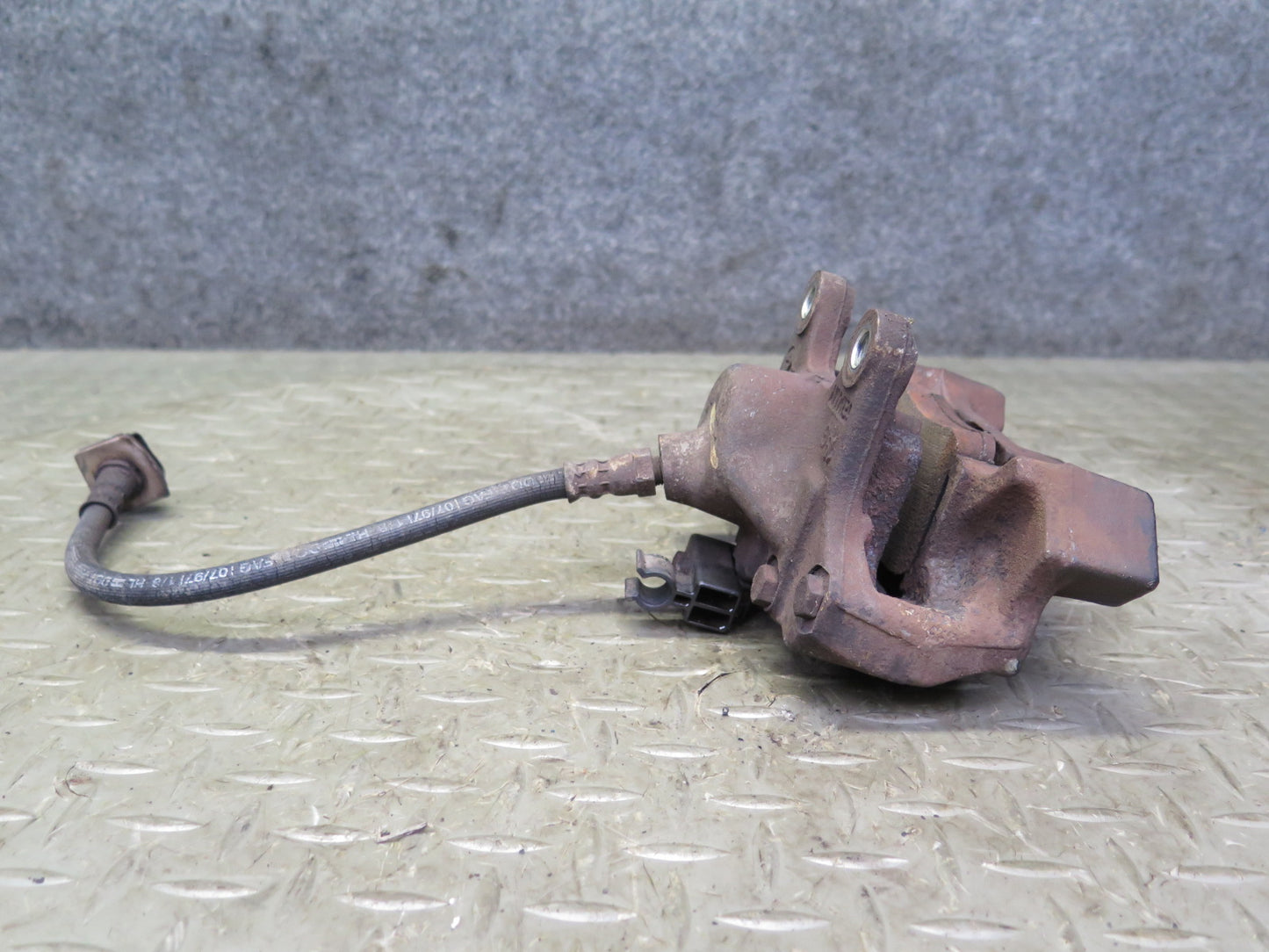 96-98 Mercedes R129 Sl-class Set of 2 Rear Left & Right Brake Caliper 91K OEM