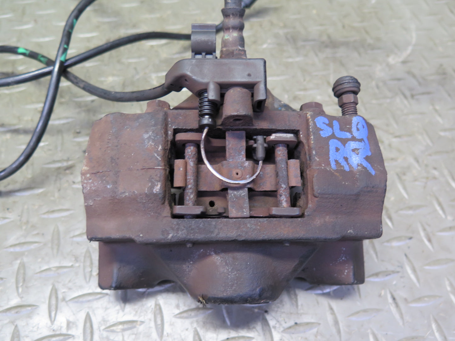 96-98 Mercedes R129 Sl-class Set of 2 Rear Left & Right Brake Caliper 91K OEM