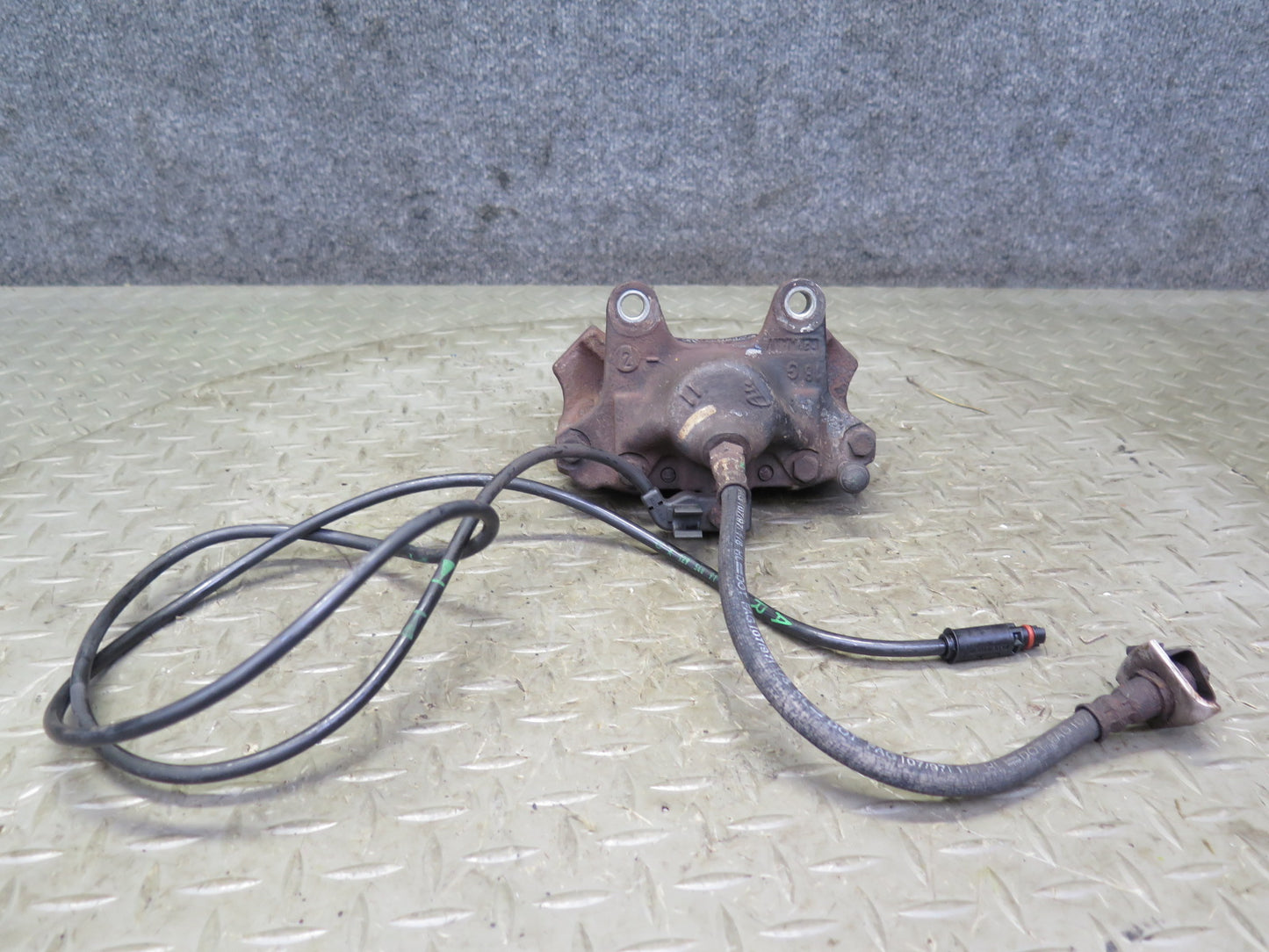 96-98 Mercedes R129 Sl-class Set of 2 Rear Left & Right Brake Caliper 91K OEM