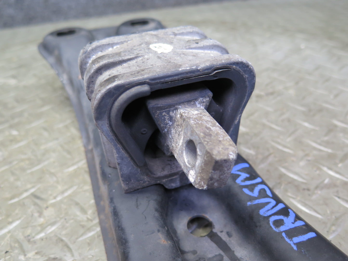 1998 Mercedes R129 SL500 722.6 Automatic Transmission Mount Support Set OEM