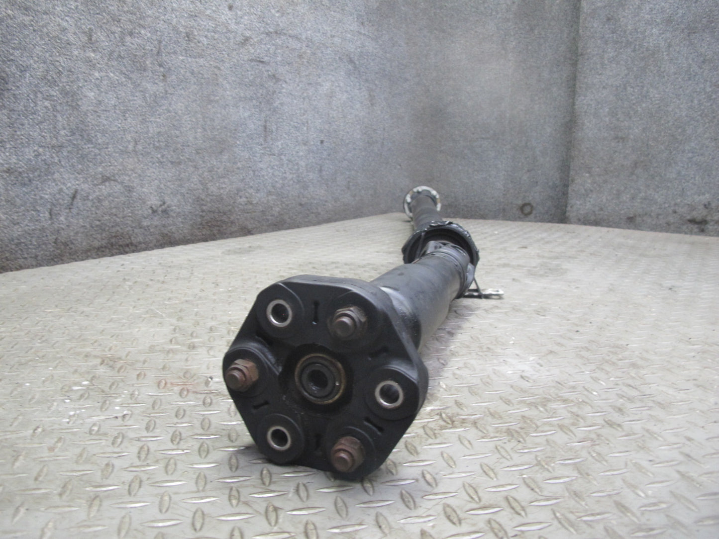 04-06 BMW E46 330i 330ci RWD A/T Rear Driveshaft Drive Shaft 116K 7505214 OEM