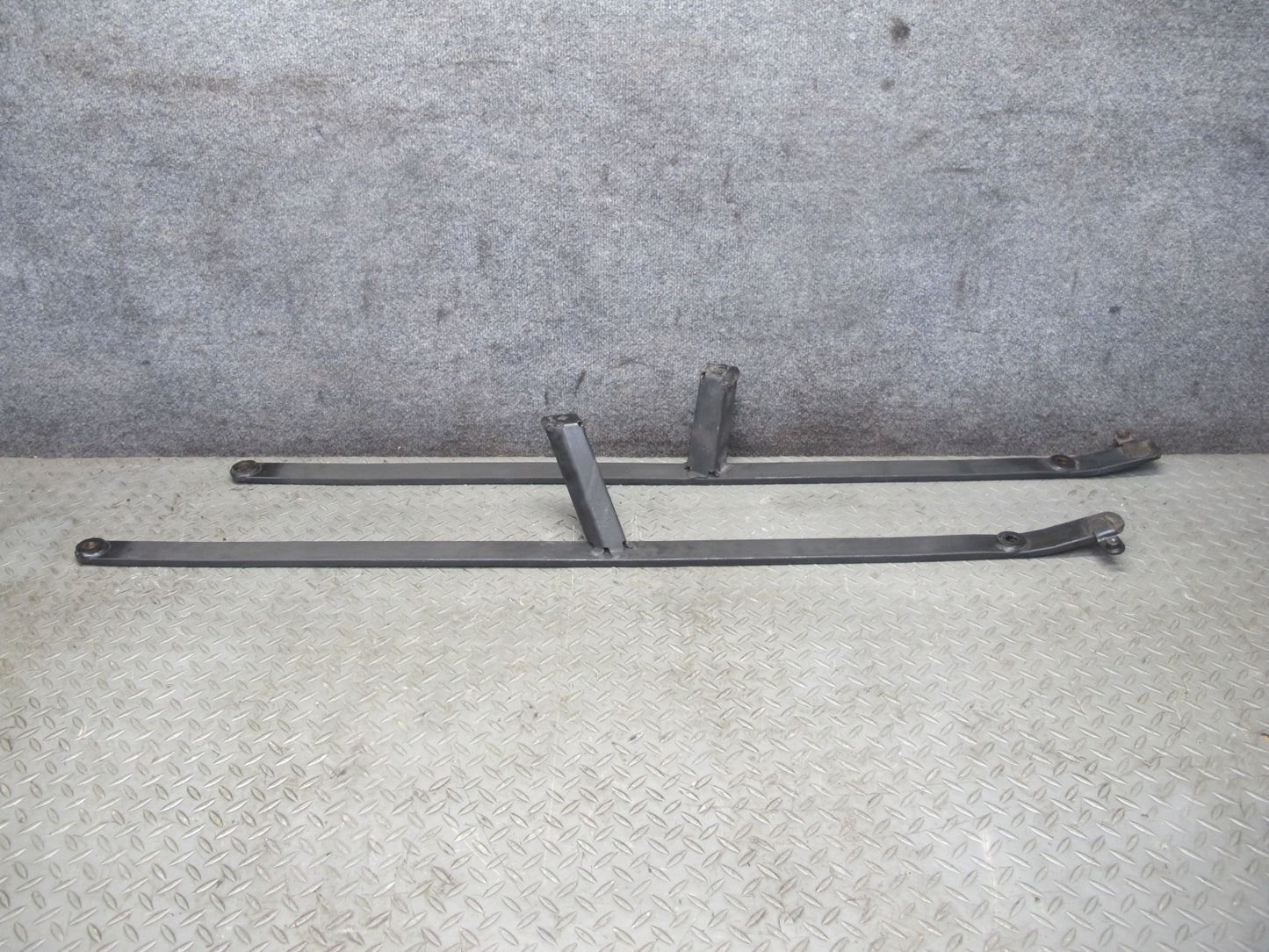 01-06 BMW E46 330ci Conv Rear Left & Right Vibration Absorber Pull Rod Set OEM