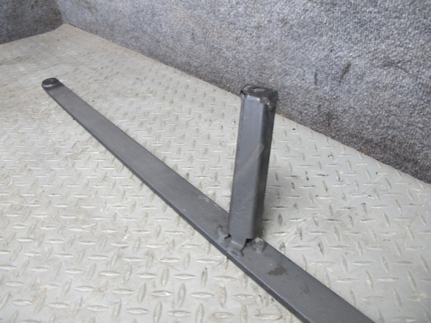 01-06 BMW E46 330ci Conv Rear Left & Right Vibration Absorber Pull Rod Set OEM