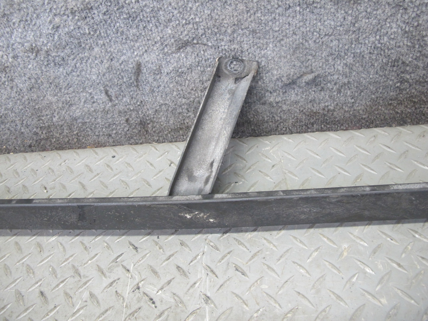 01-06 BMW E46 330ci Conv Rear Left & Right Vibration Absorber Pull Rod Set OEM