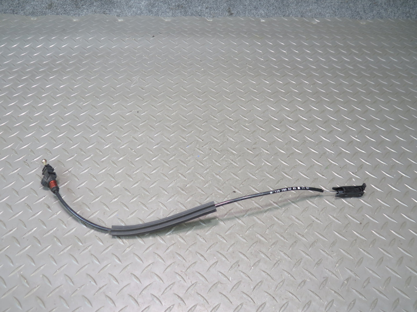 1998 Mercedes R129 Sl-class Throttle Cable 1292900285 OEM