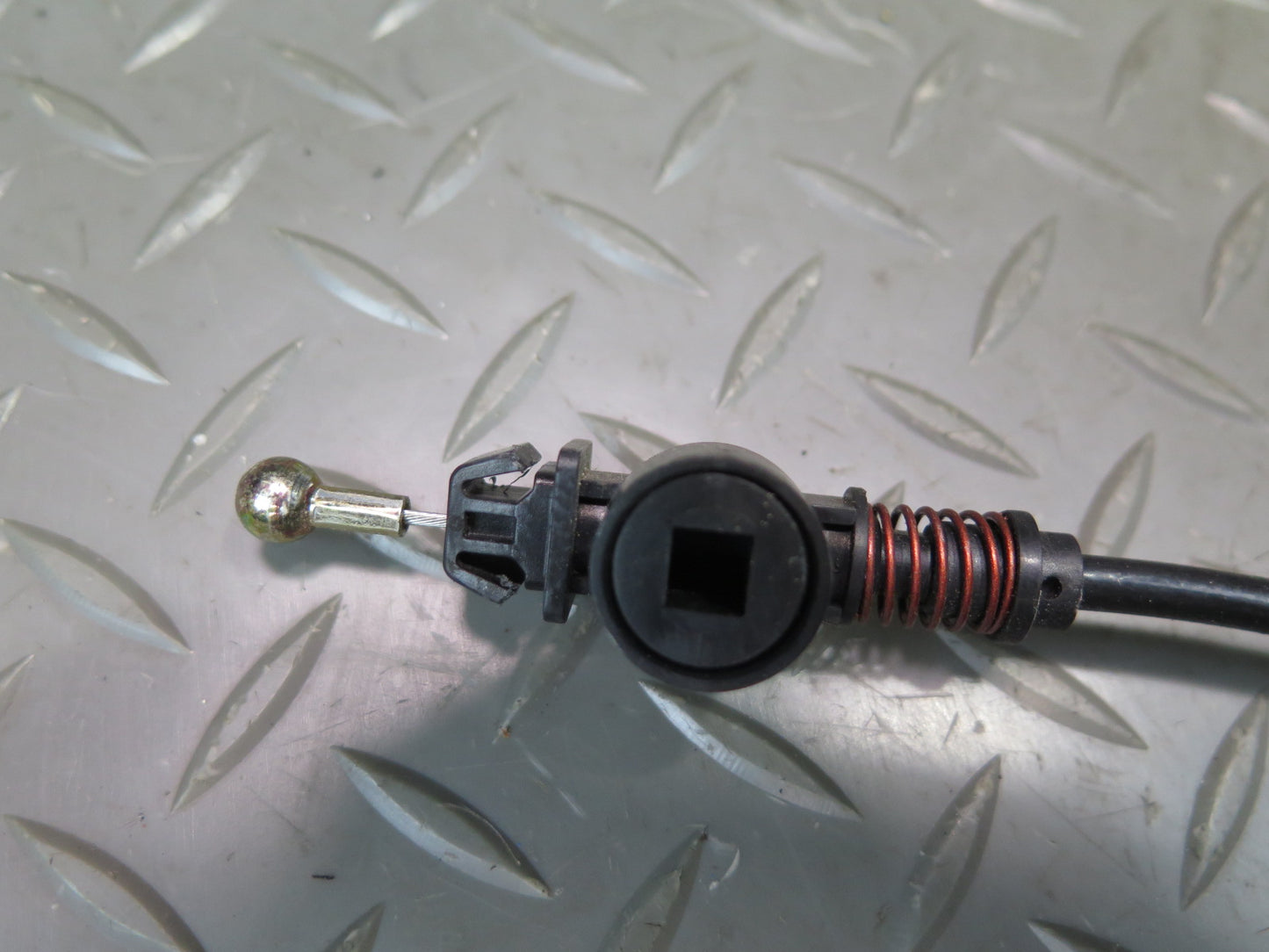 1998 Mercedes R129 Sl-class Throttle Cable 1292900285 OEM