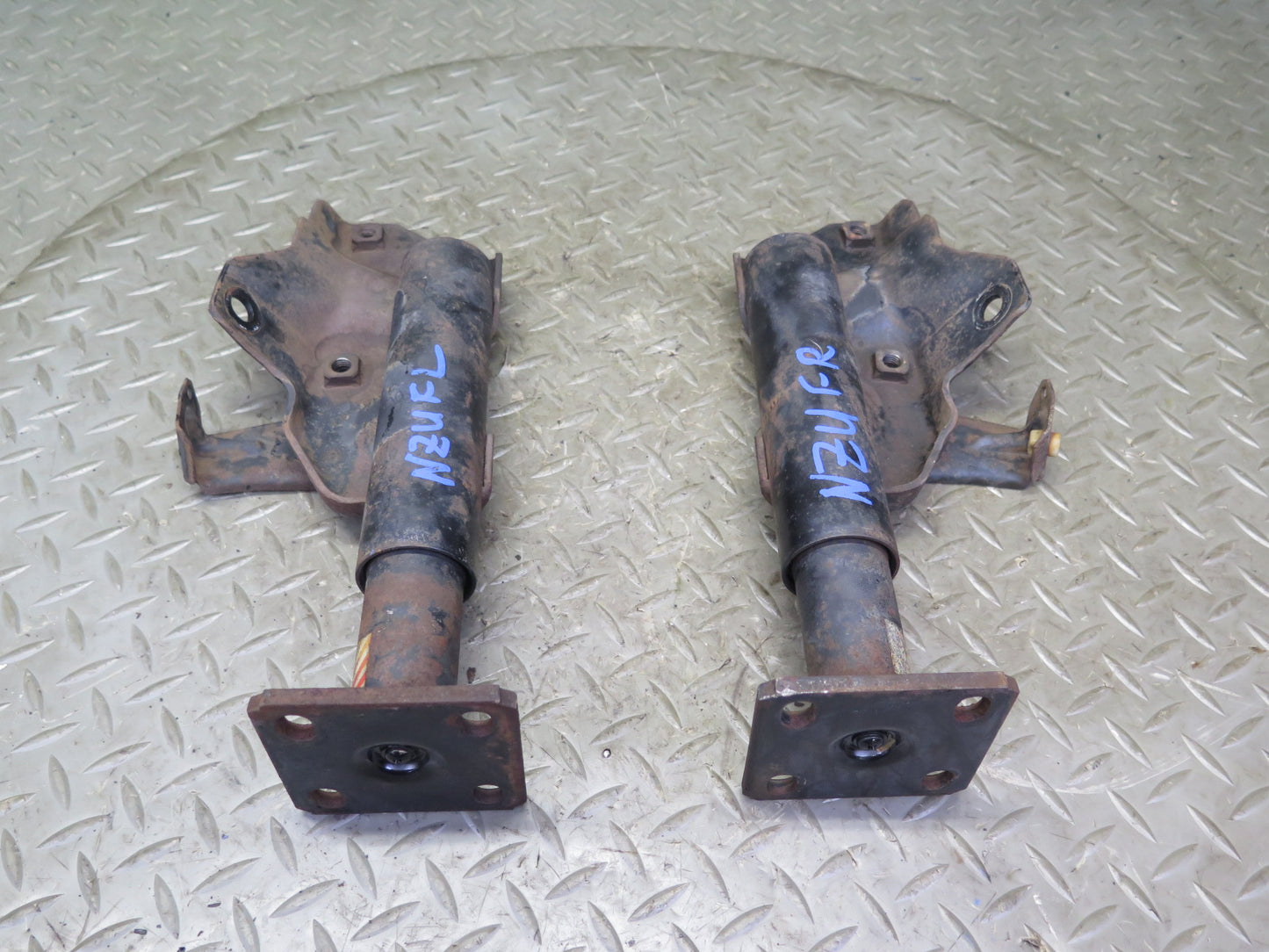 84-86 Nissan Z31 300ZX 2+0 Front Left & Right Bumper Reinforcement Shock Set OEM