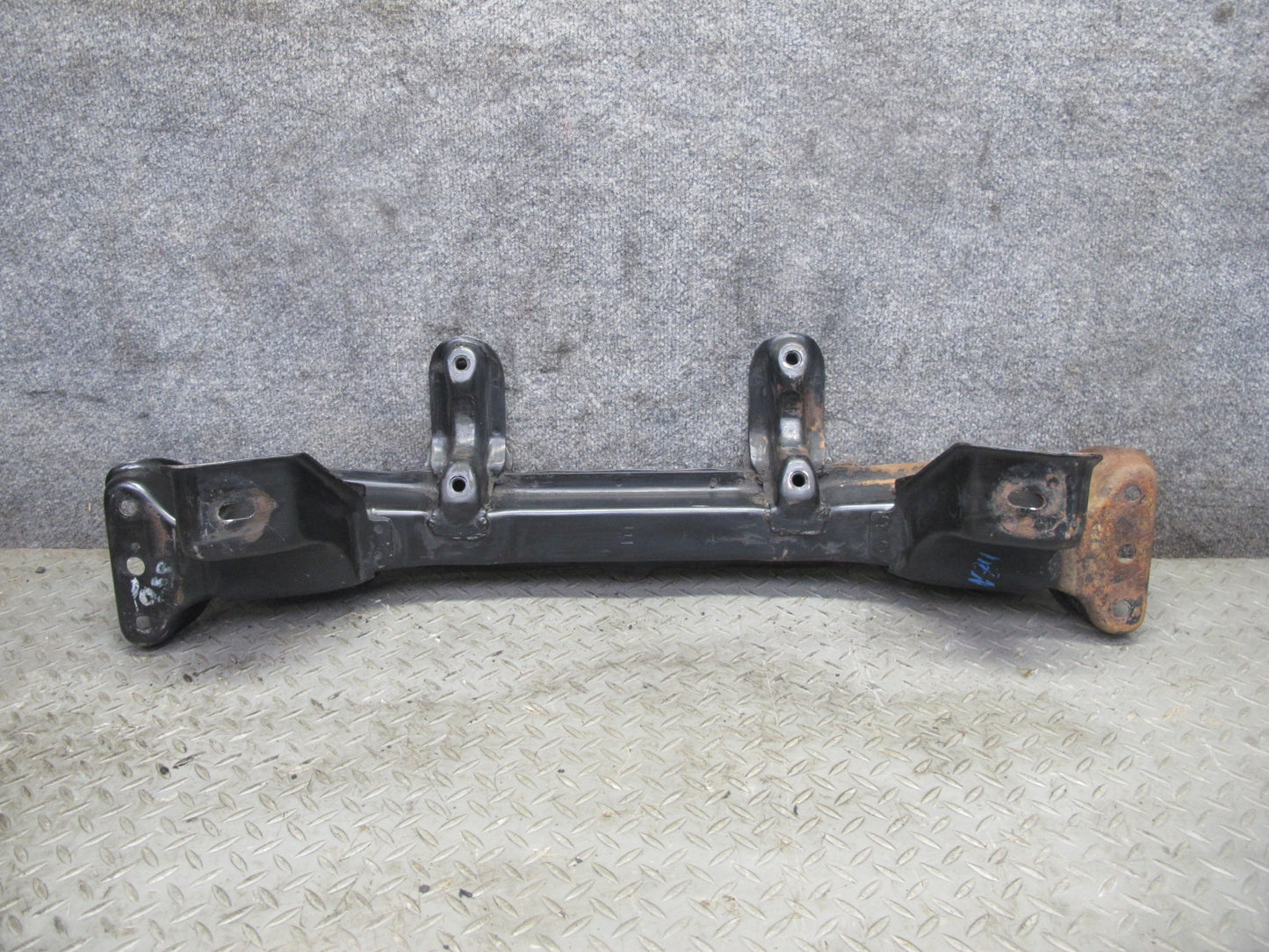 85-86 Nissan Z31 300ZX NON Turbo Front Engine Subframe Crossmember Carrier OEM