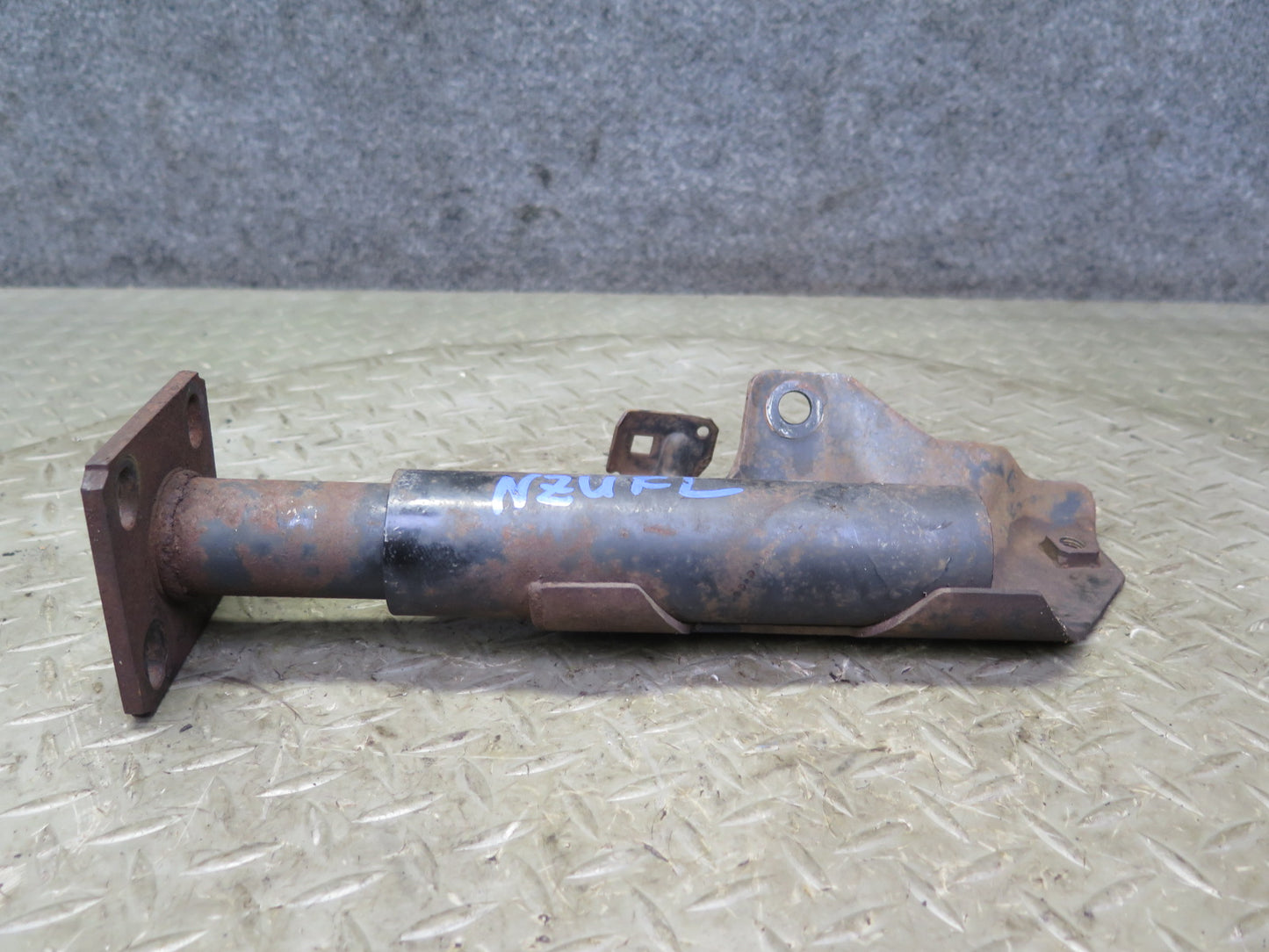 84-86 Nissan Z31 300ZX 2+0 Front Left & Right Bumper Reinforcement Shock Set OEM