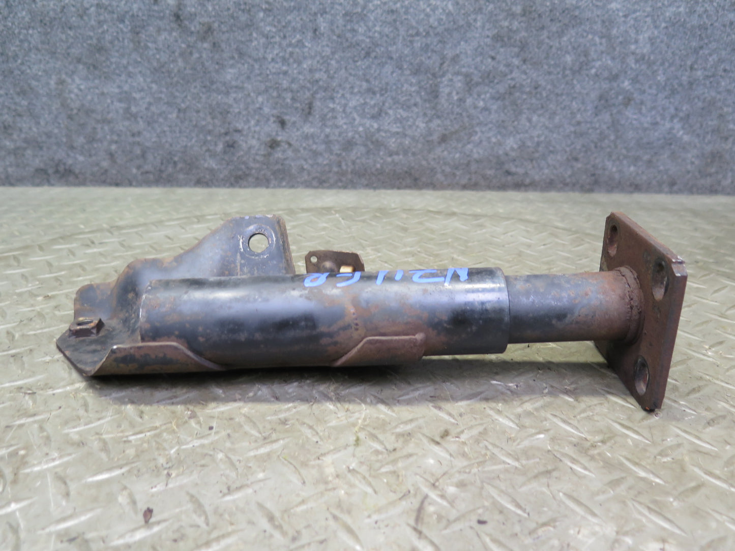 84-86 Nissan Z31 300ZX 2+0 Front Left & Right Bumper Reinforcement Shock Set OEM